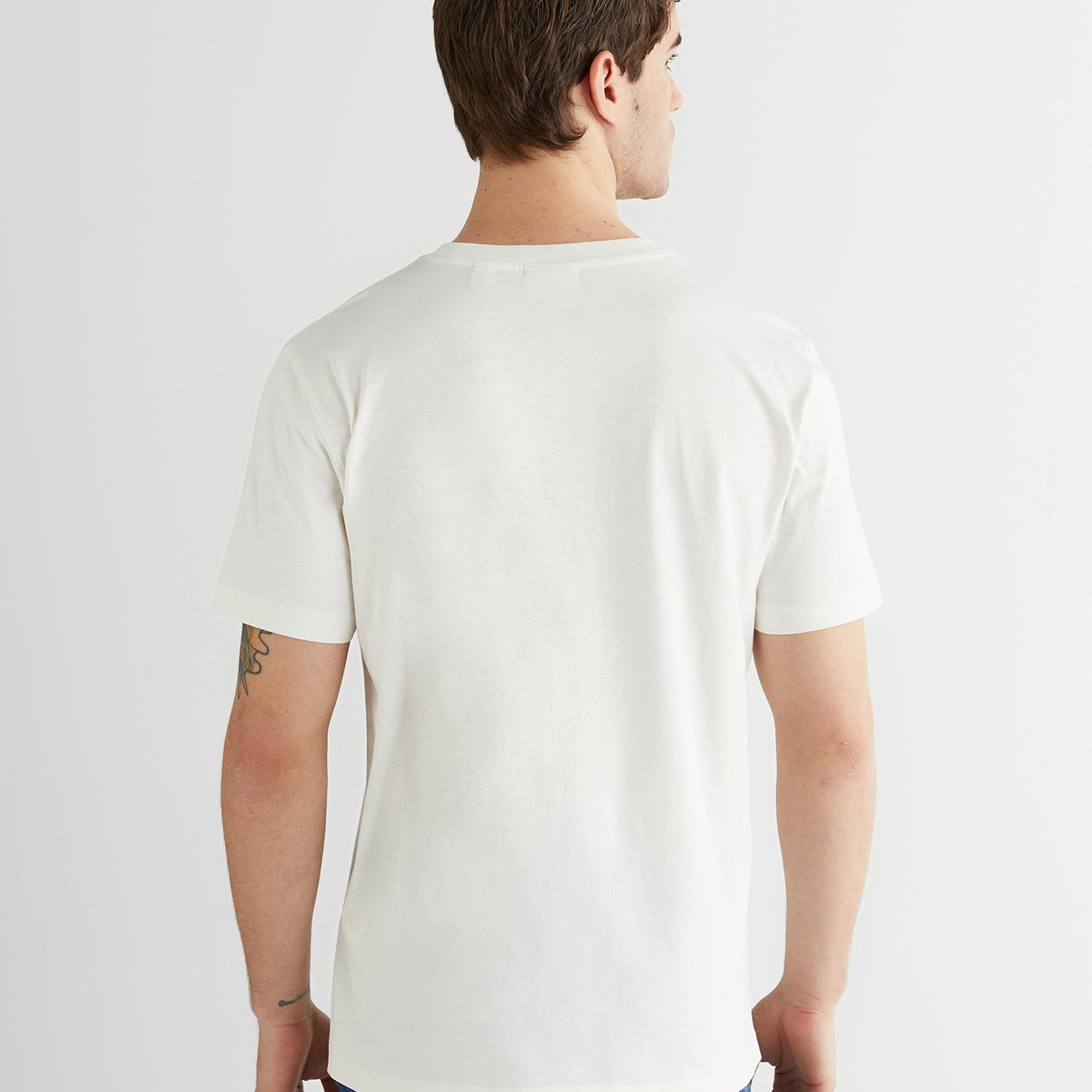 GANT Erkek Beyaz Baskılı Kısa Kollu T-Shirt