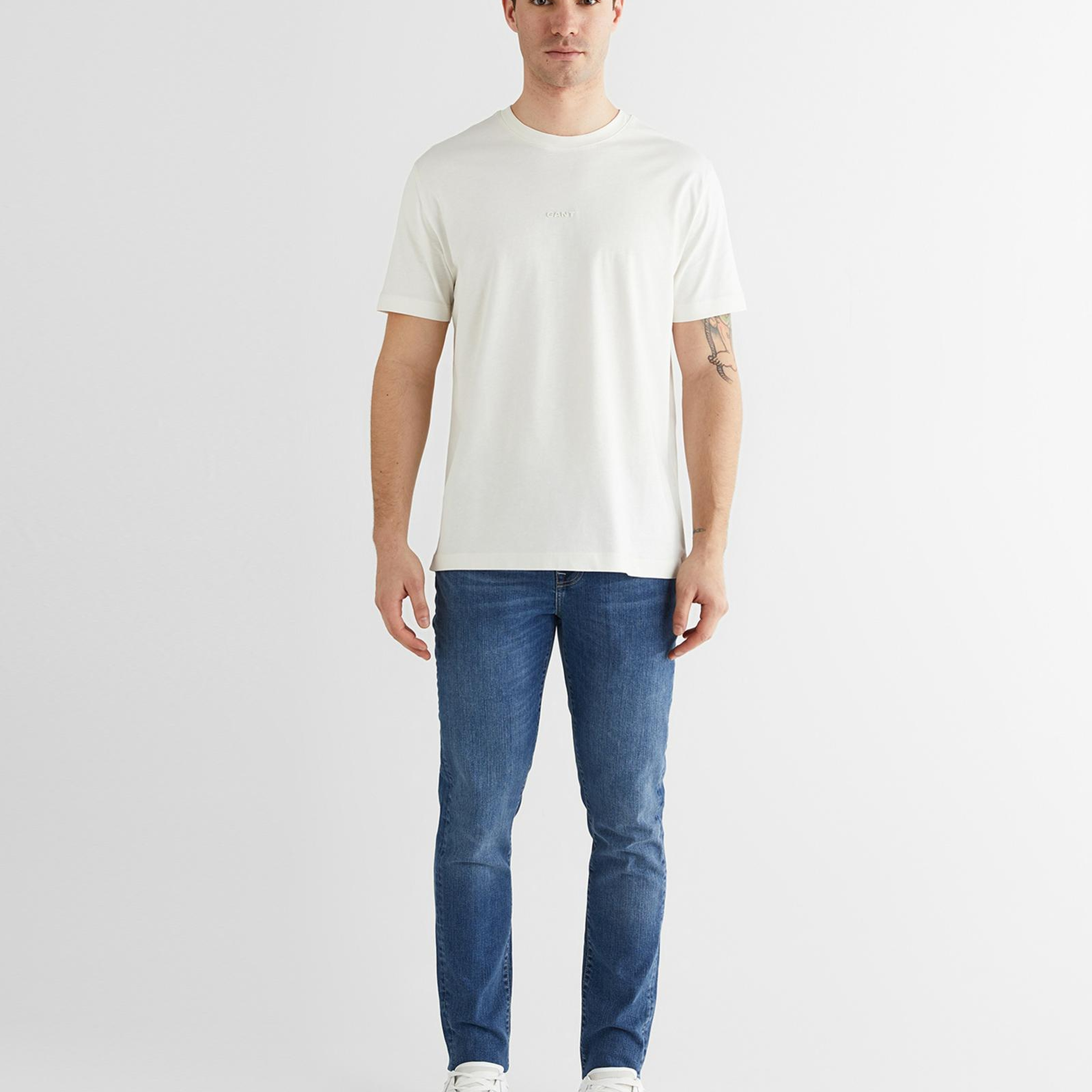 GANT Erkek Beyaz Baskılı Kısa Kollu T-Shirt
