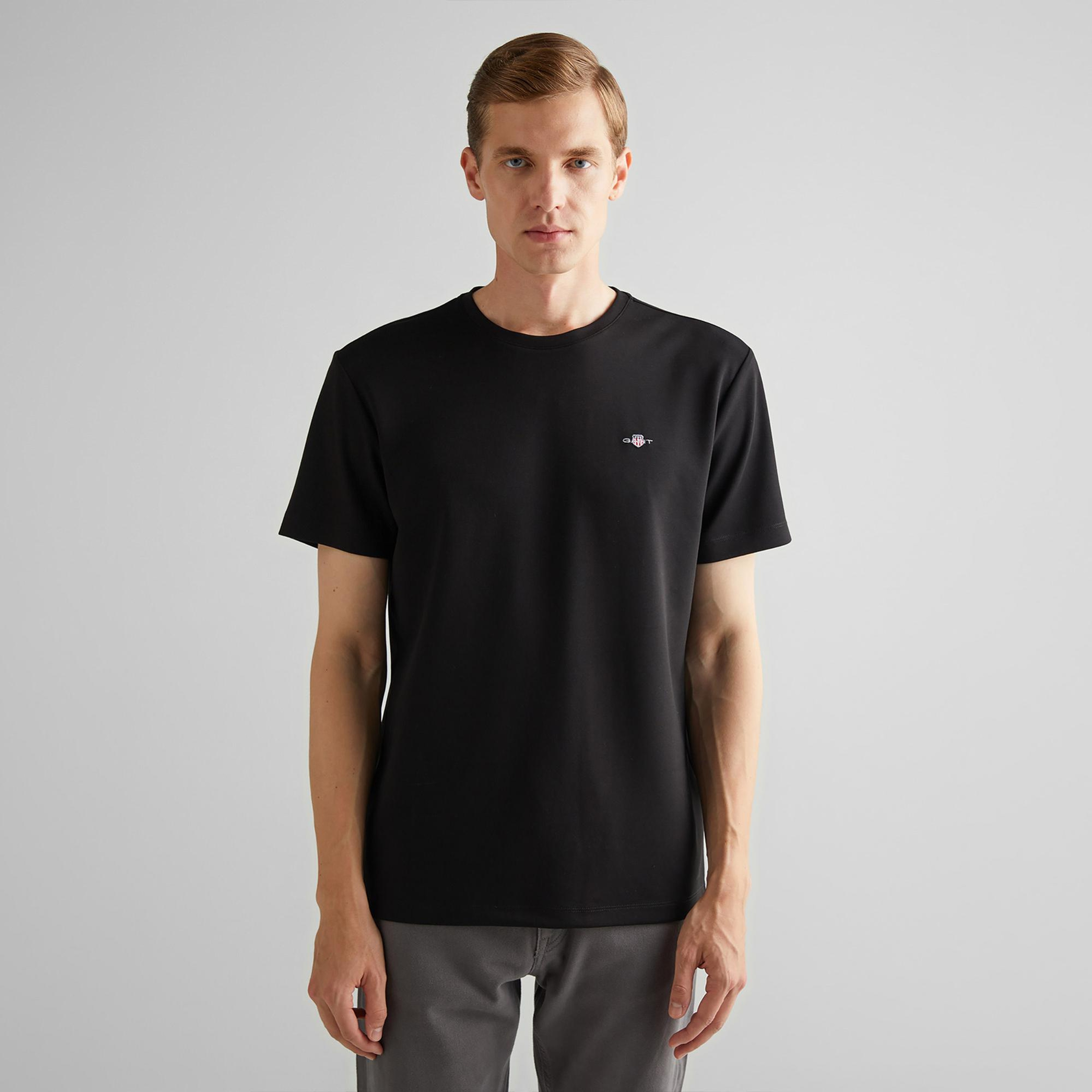 GANT Erkek Siyah Relaxed Fit Bisiklet Yaka T-Shirt