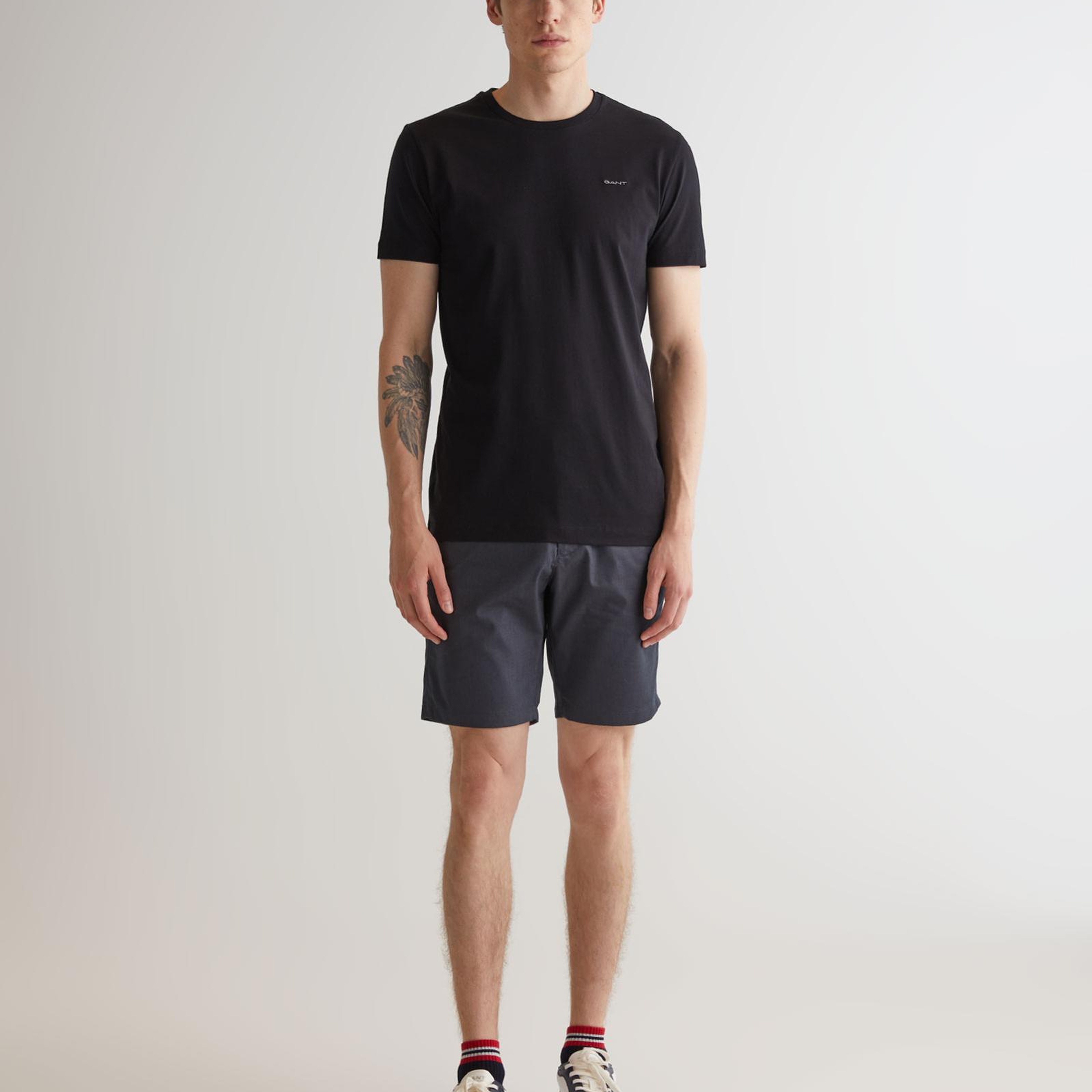 GANT Erkek Siyah Slim Fit Bisiklet Yaka T-shirt