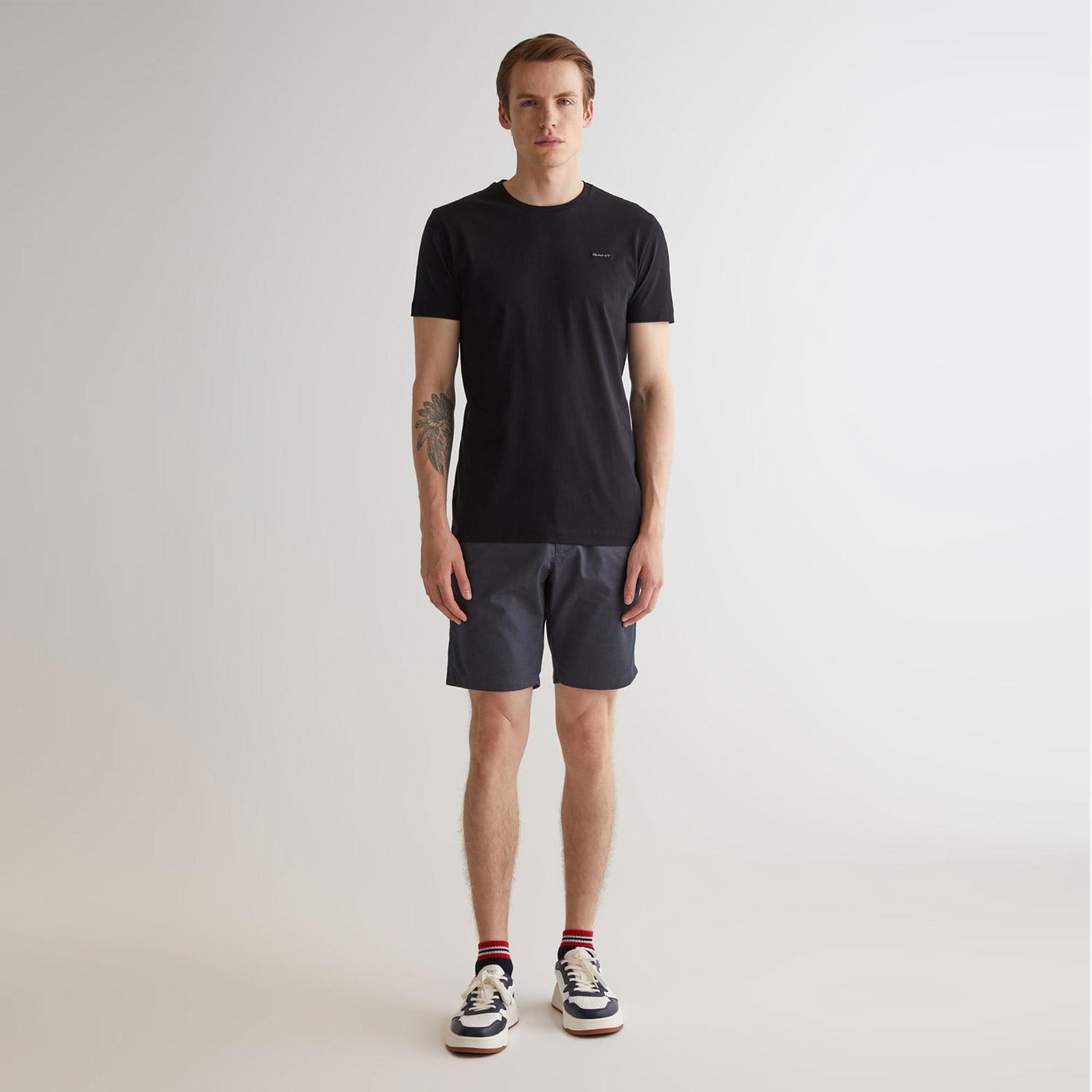GANT Erkek Siyah Slim Fit Bisiklet Yaka T-shirt
