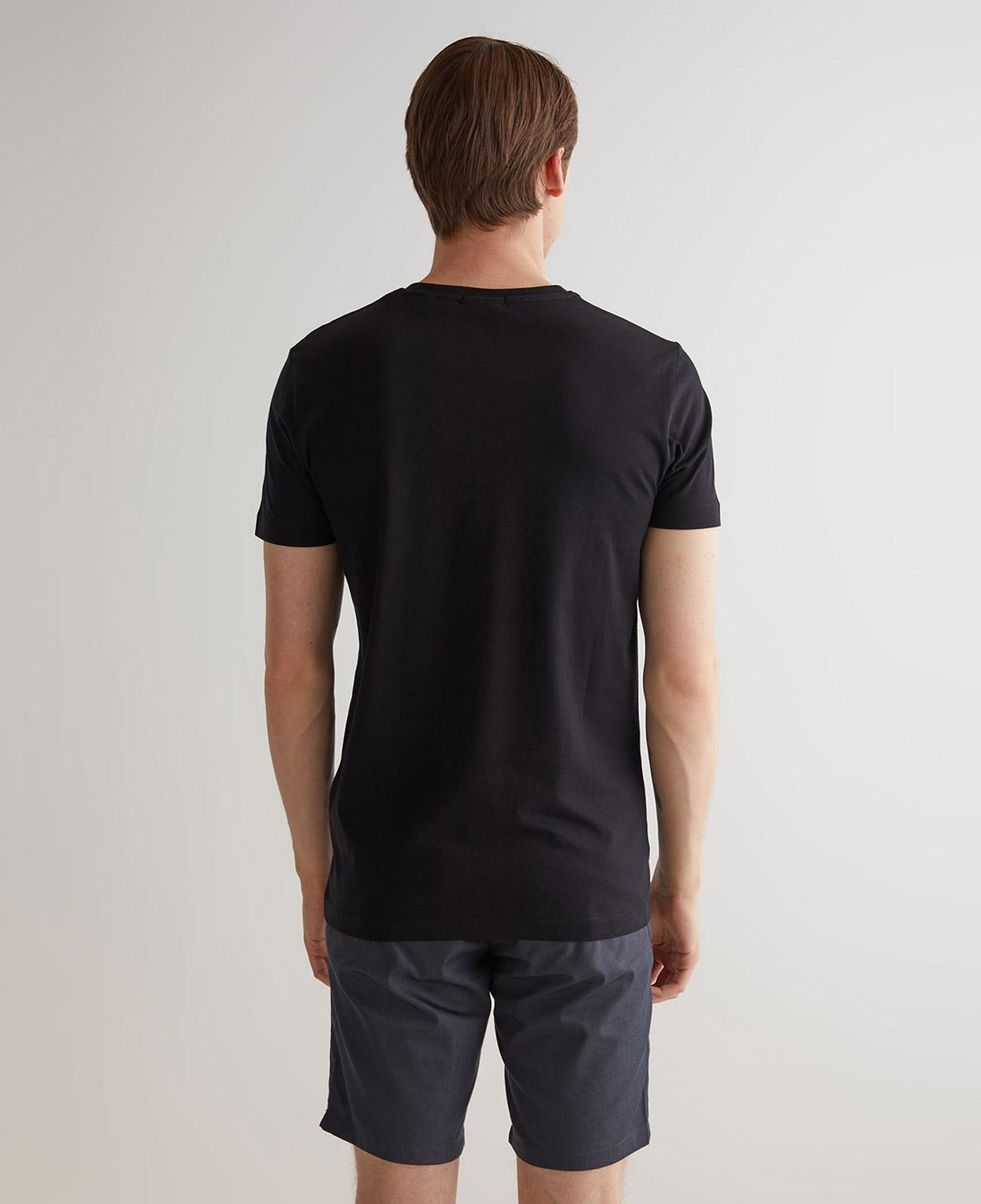 GANT Erkek Siyah Slim Fit Bisiklet Yaka T-shirt