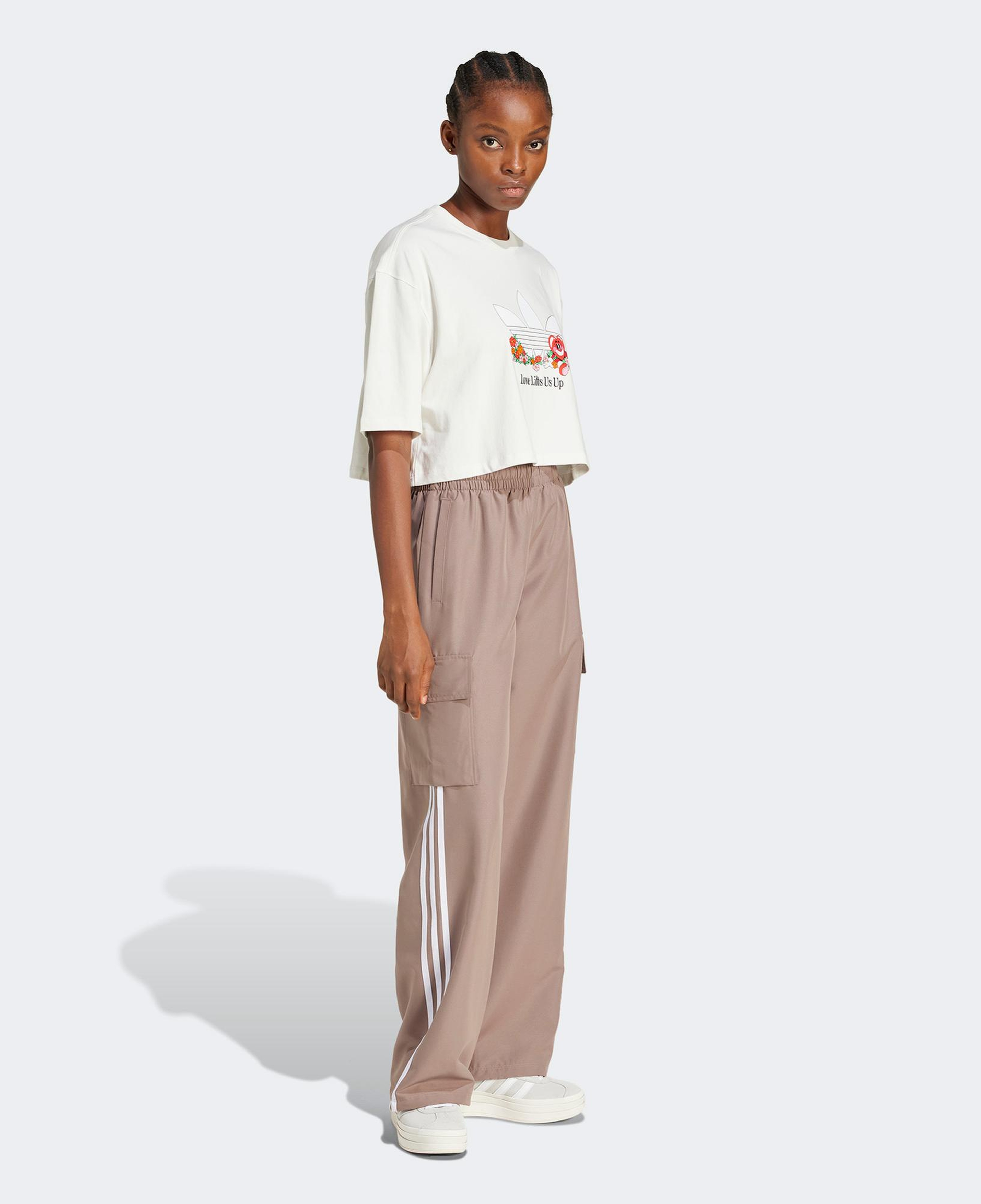 adidas Graphics Nelson Kadın Beyaz T-Shirt