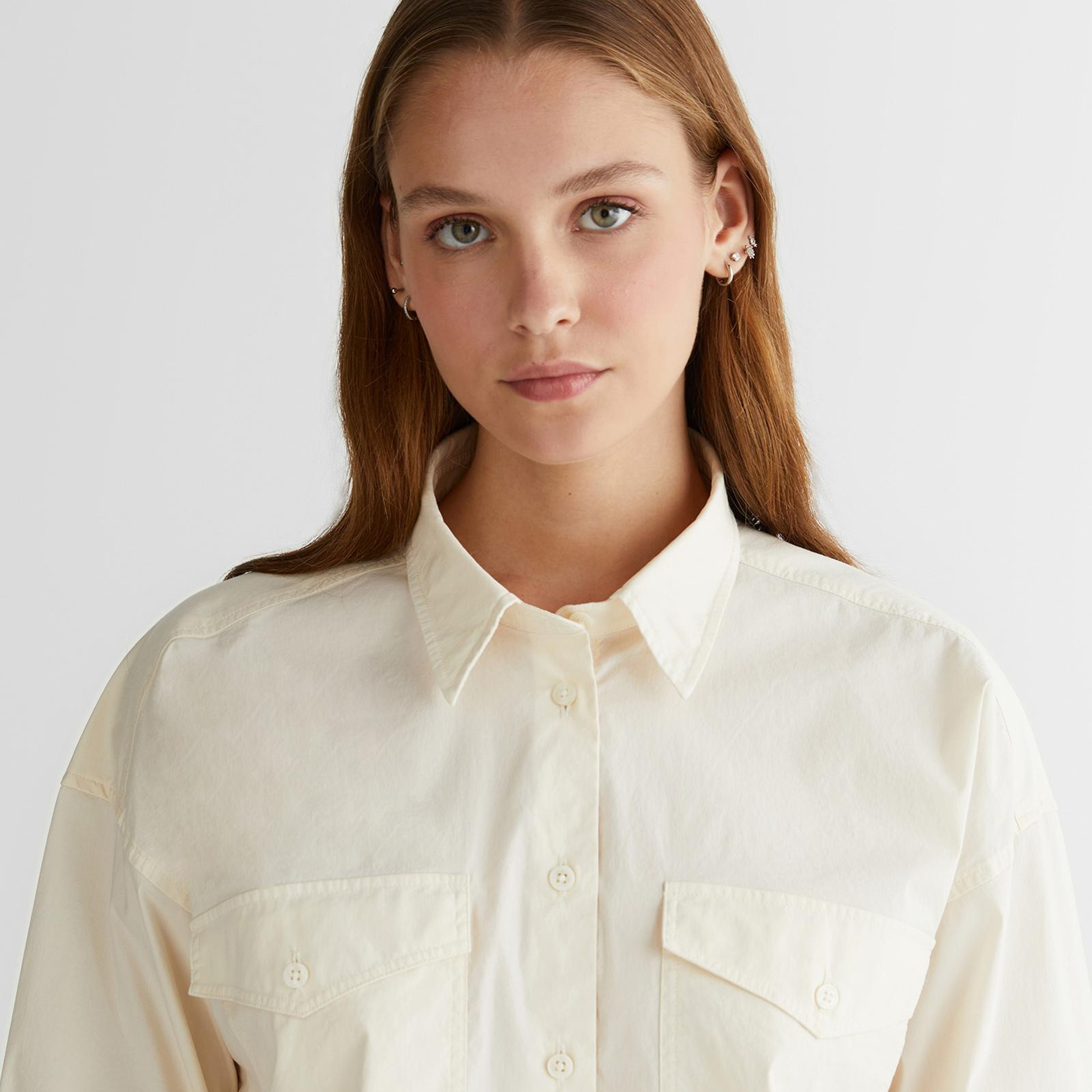 GANT Kadın Krem Klasik Yaka Logolu Gömlek