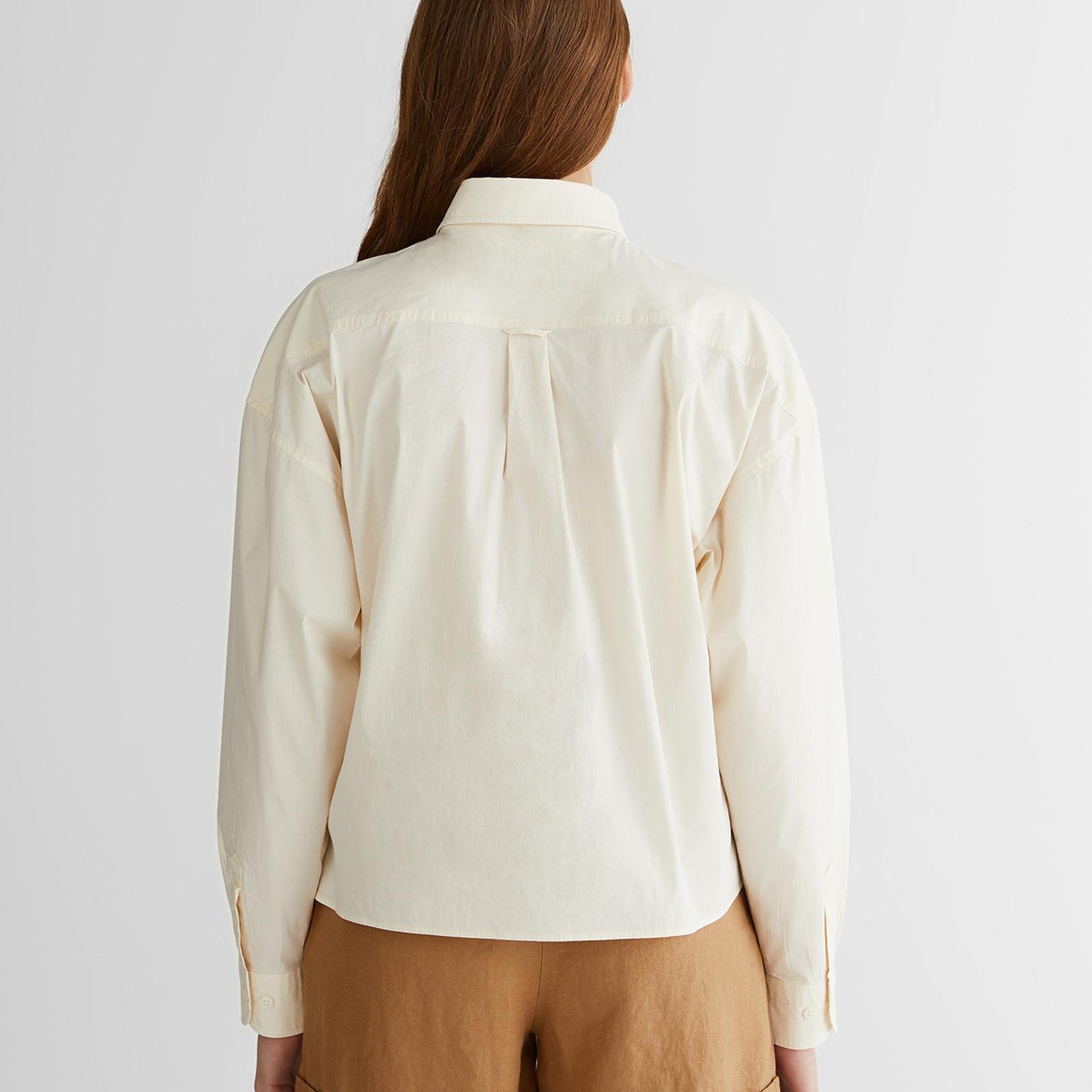 GANT Kadın Krem Klasik Yaka Logolu Gömlek