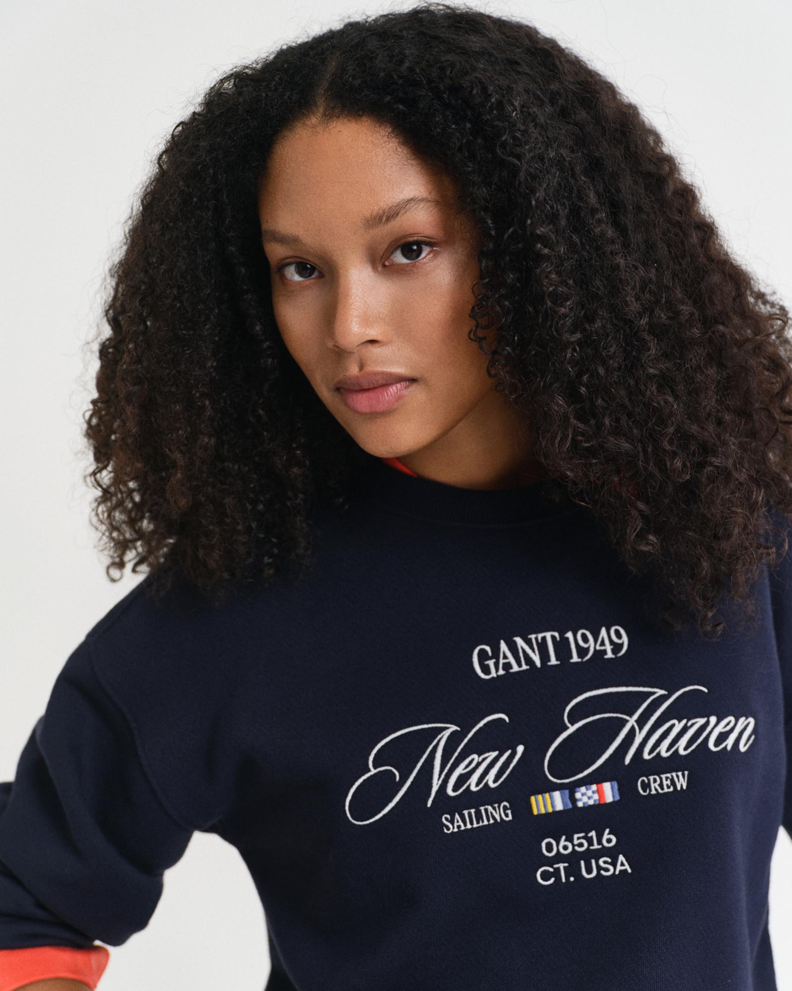 GANT Kadın Lacivert Relaxed Fit Bisiklet Yaka Logolu Sweatshirt