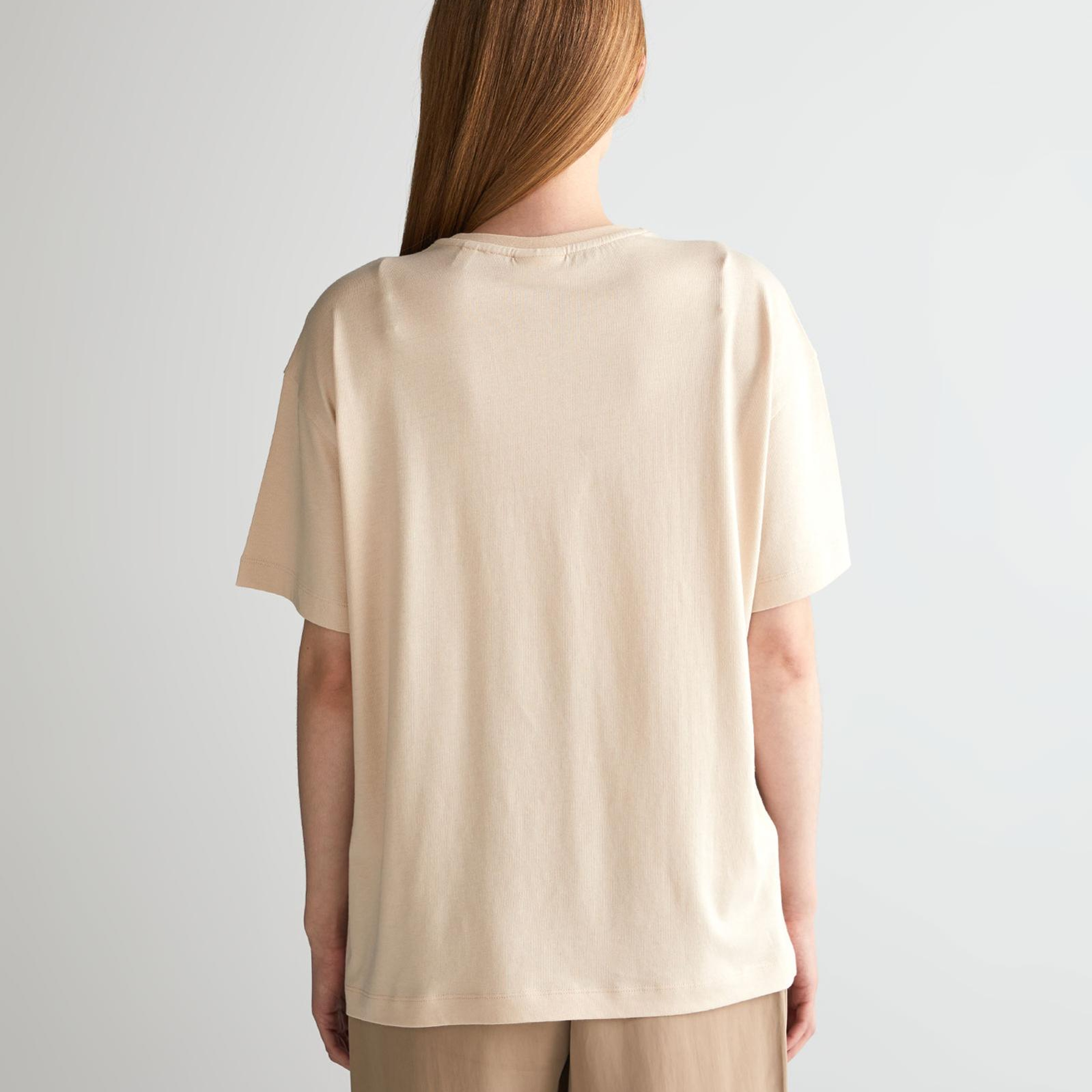 GANT Kadın Krem Oversize Fit T-Shirt