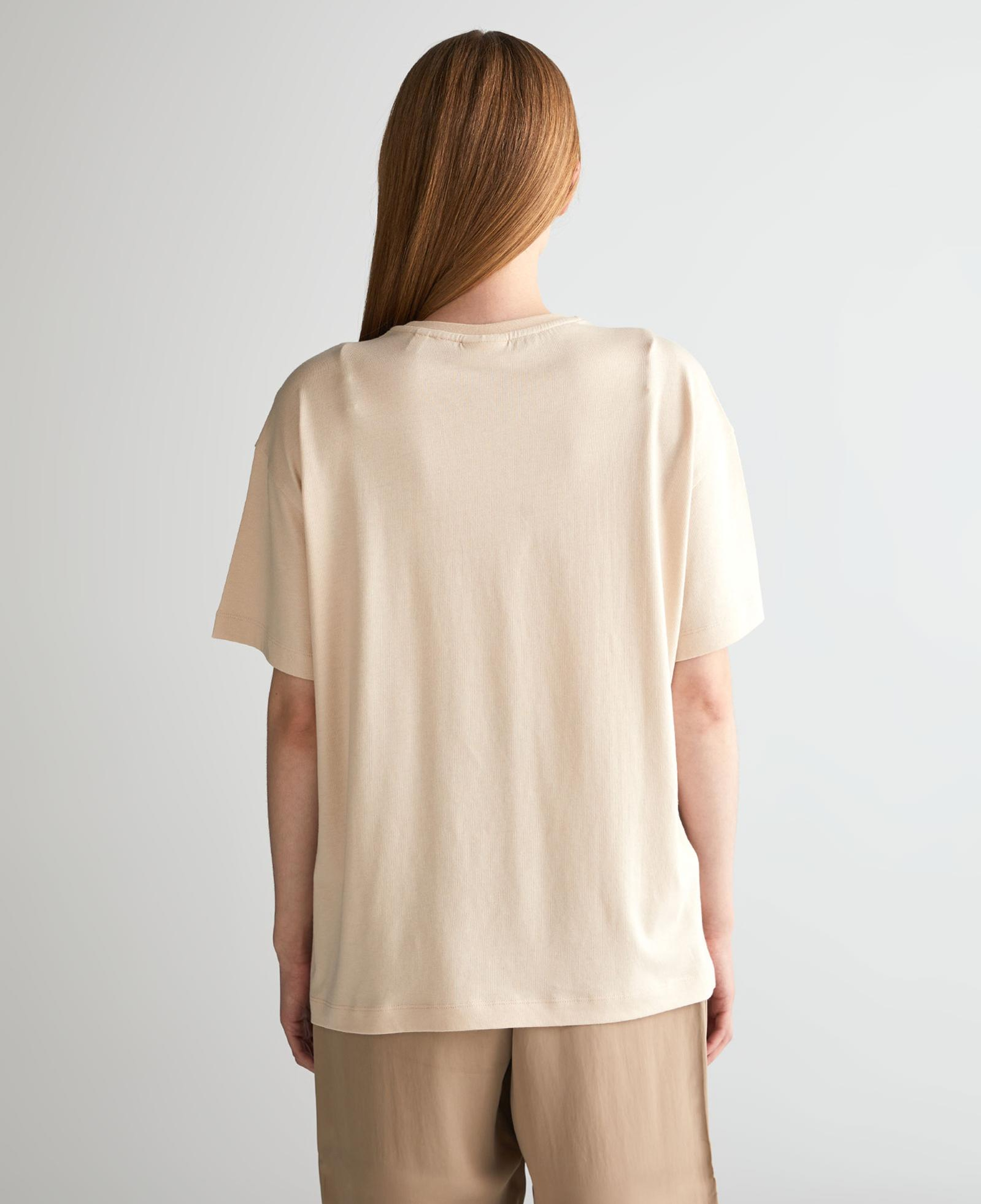 GANT Kadın Krem Oversize Fit T-Shirt