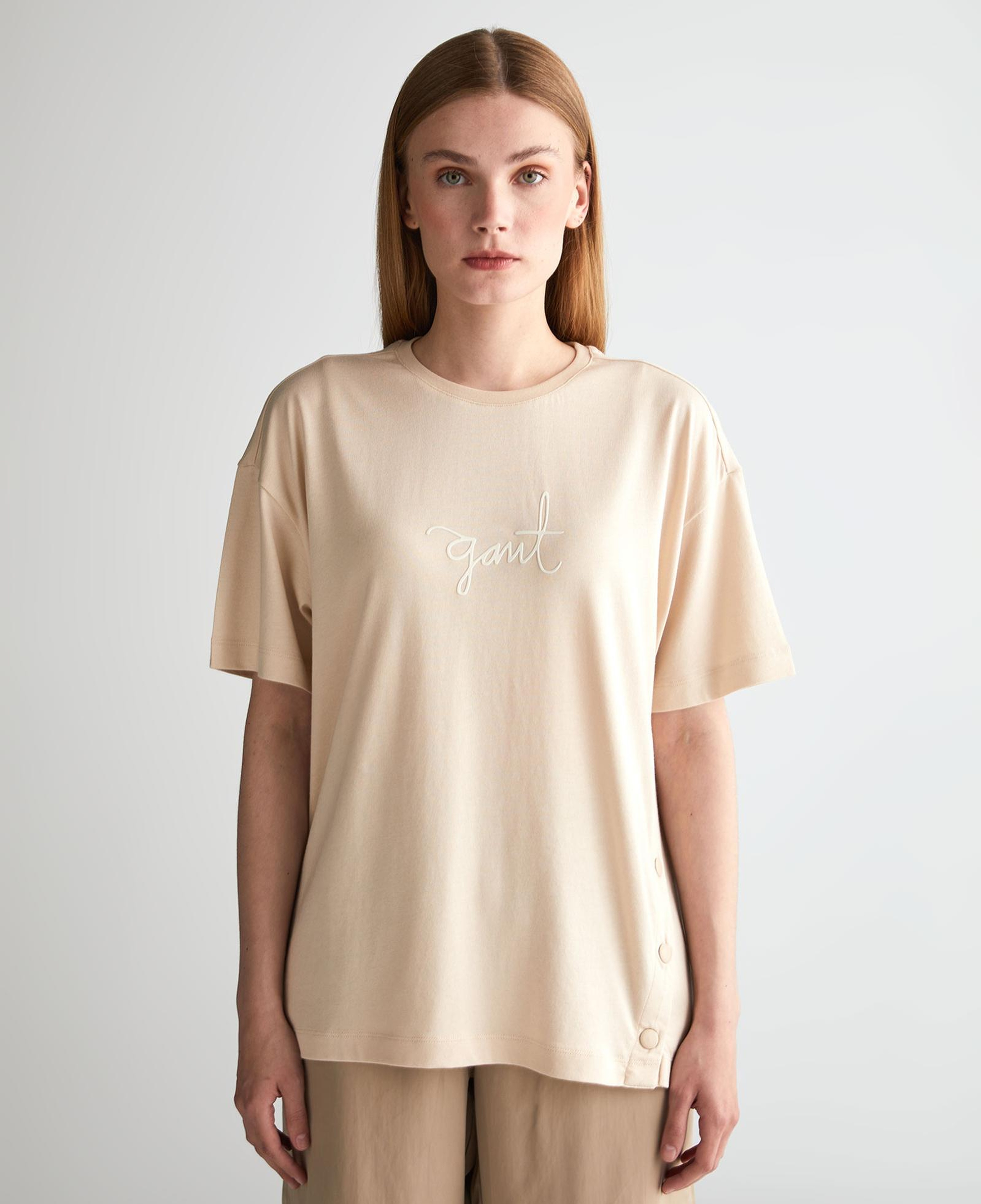 GANT Kadın Krem Oversize Fit T-Shirt