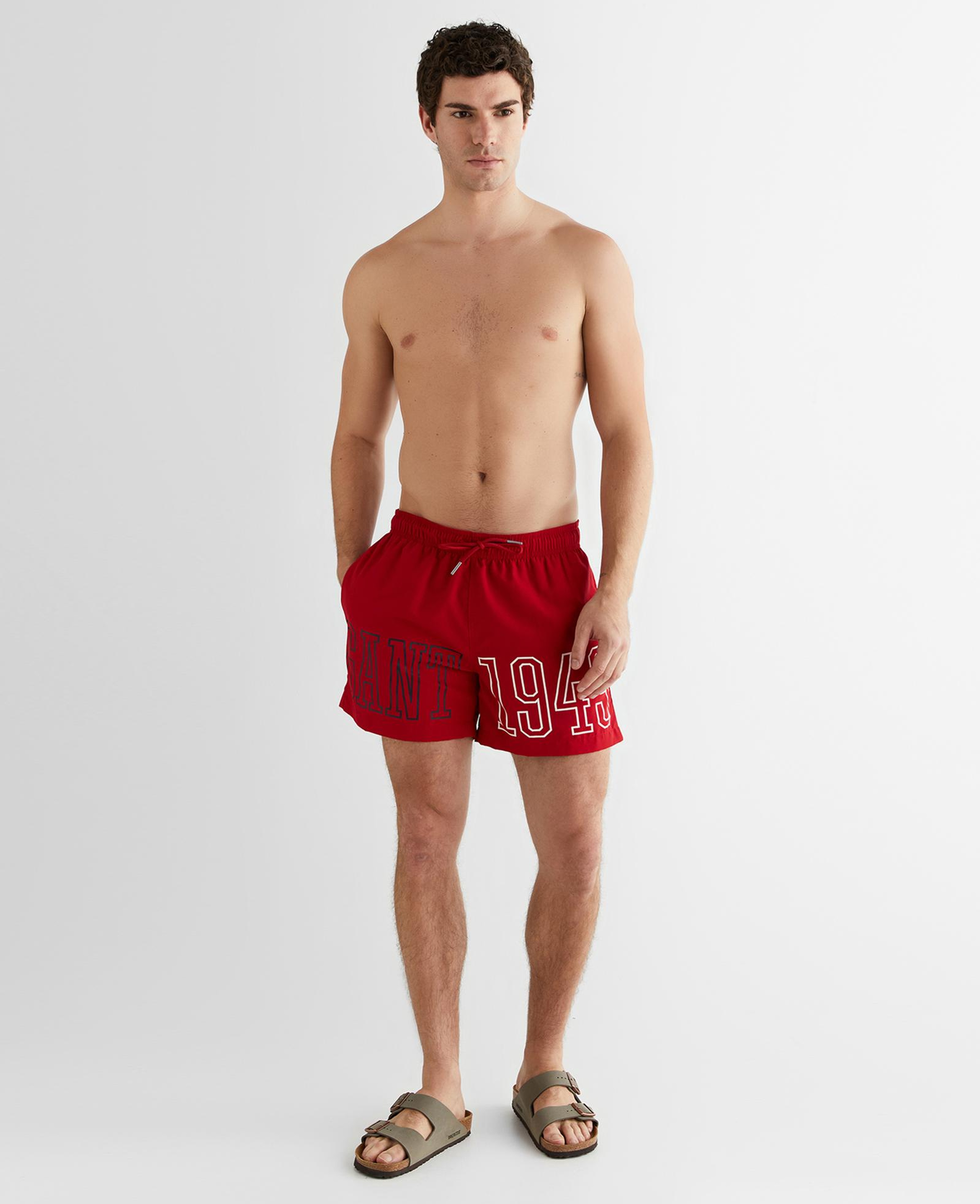 GANT Erkek Kırmızı Regular Fit Logolu Mayo Şort