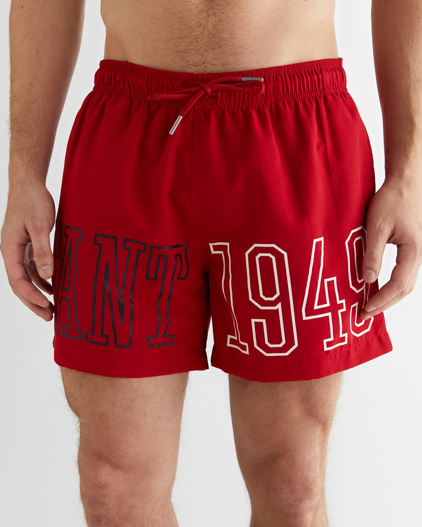 GANT Erkek Kırmızı Regular Fit Logolu Mayo Şort