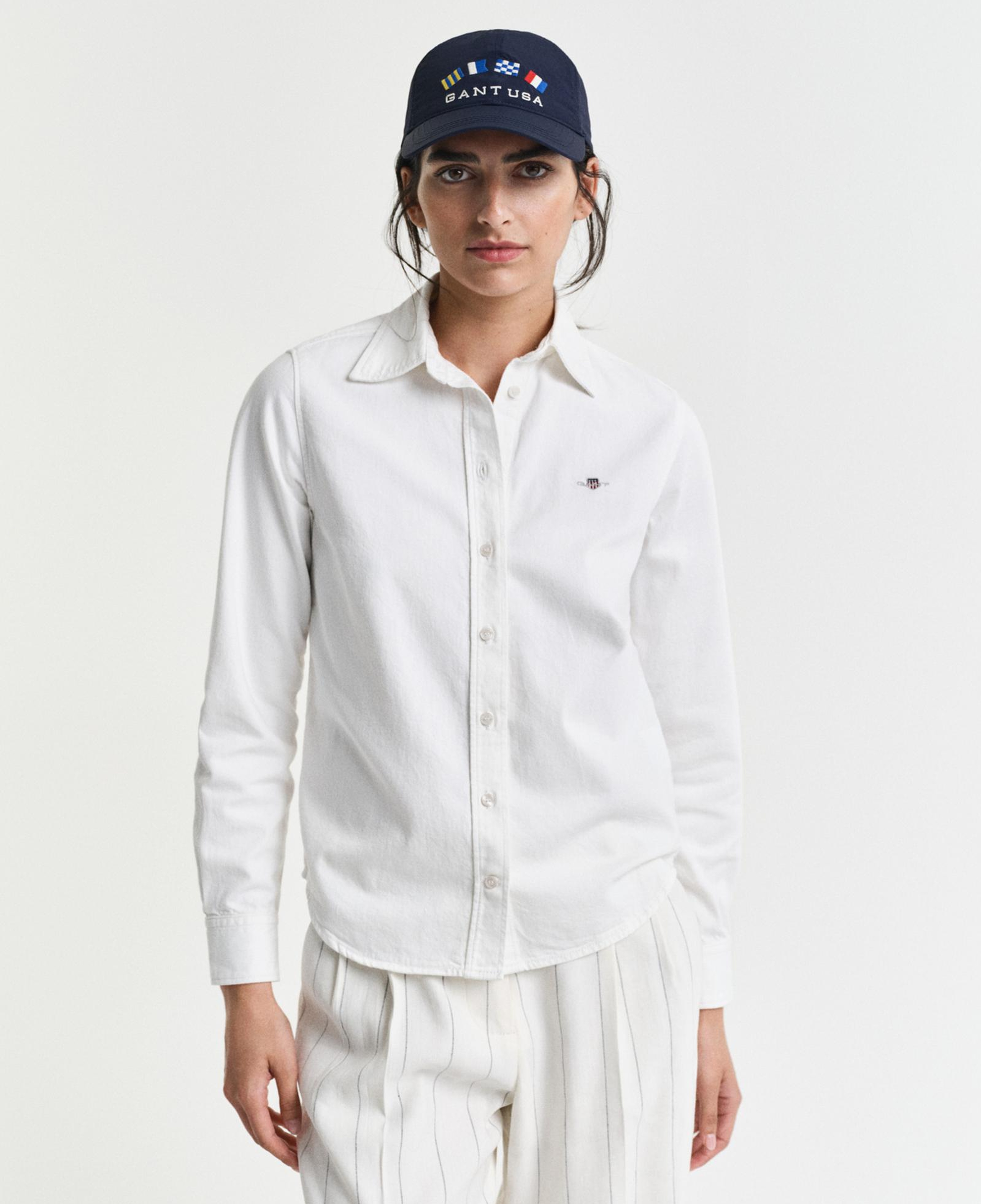 GANT Kadın Beyaz Regular Fit Klasik Yaka Gömlek