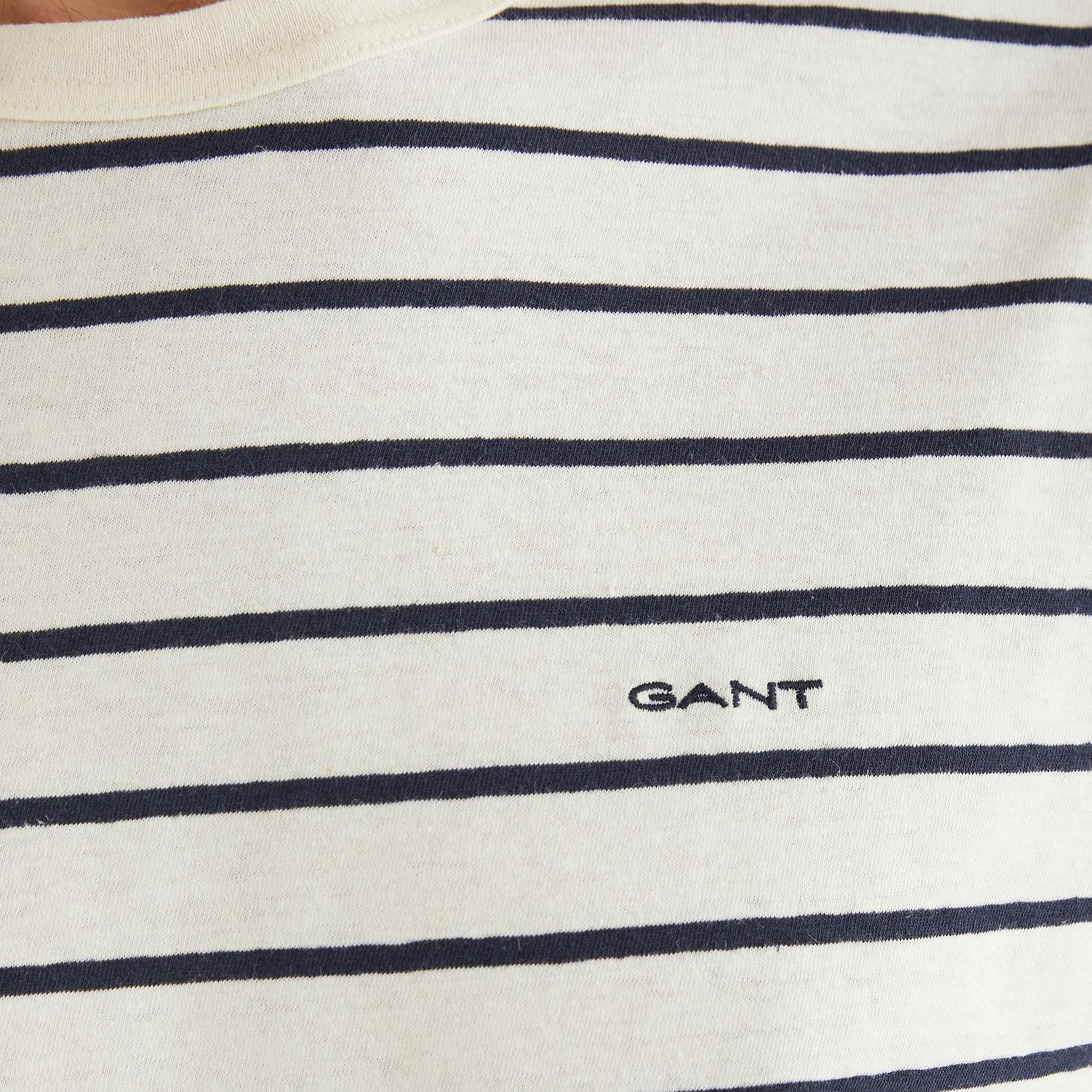 GANT Erkek Krem Regular Fit Bisiklet Yaka Çizgili T-Shirt