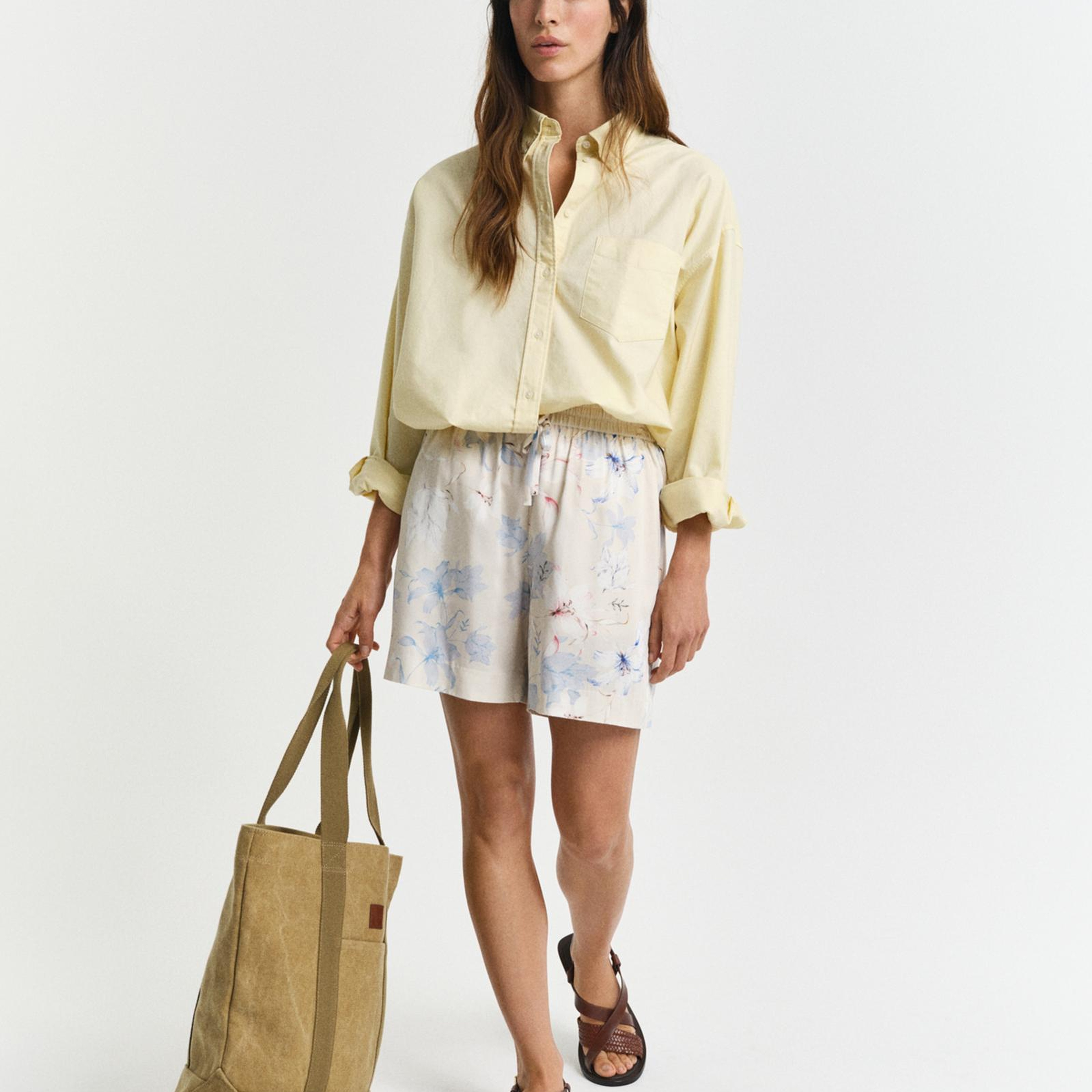 GANT Kadın Krem Relaxed Fit Desenli Şort