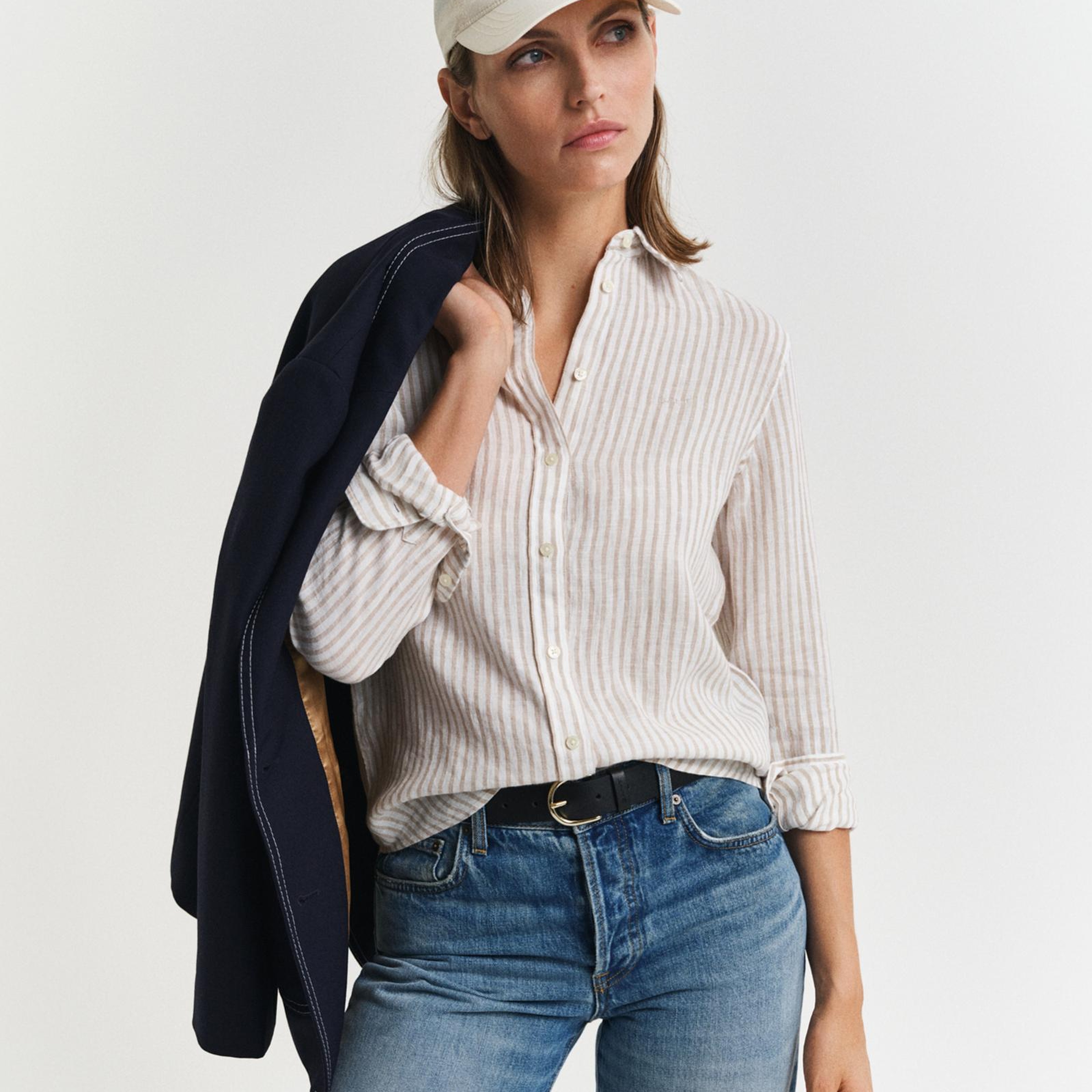 GANT Kadın Bej Regular Fit Klasik Yaka Çizgili Keten Gömlek