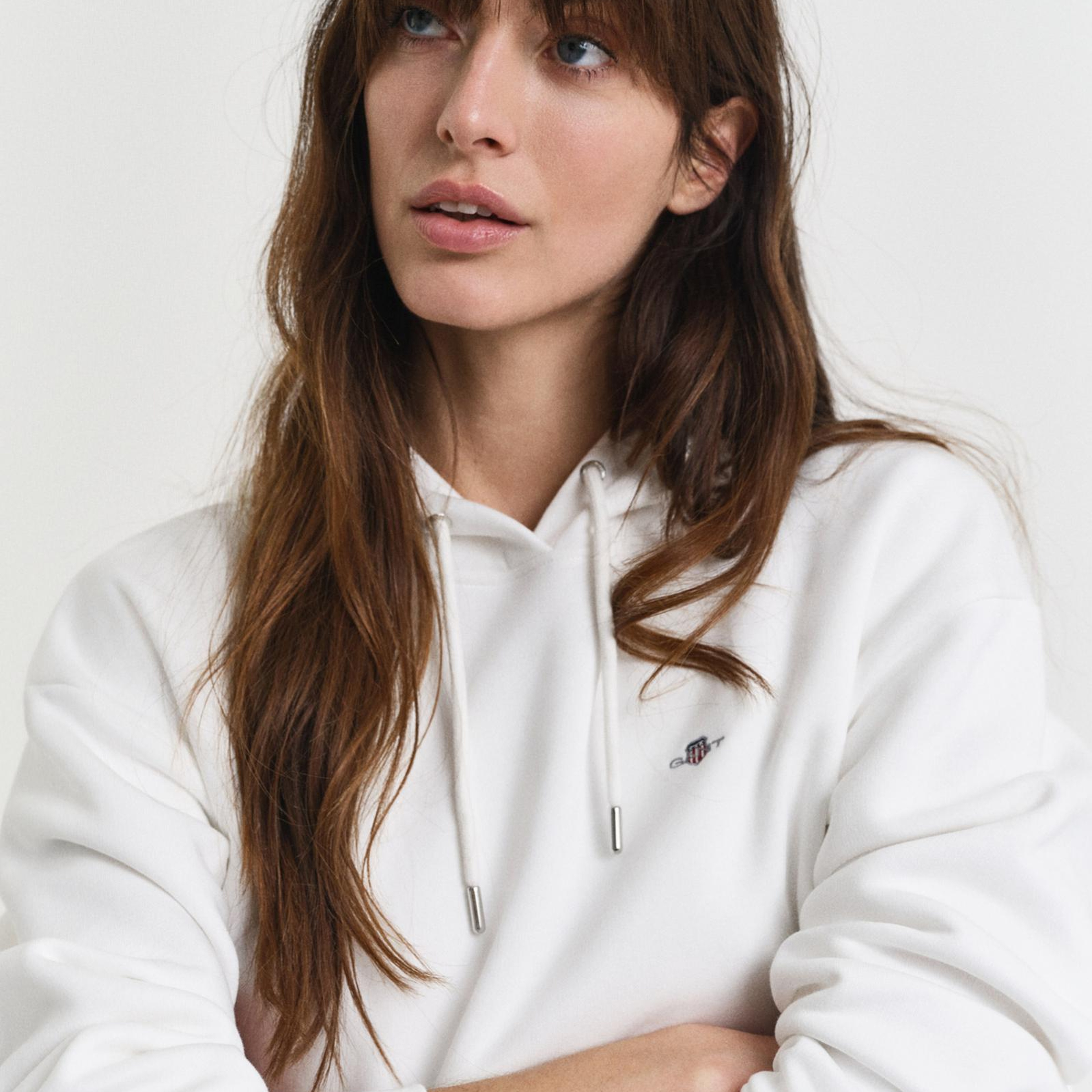 GANT Kadın Beyaz Relaxed Fit Kapüşonlu Sweatshirt