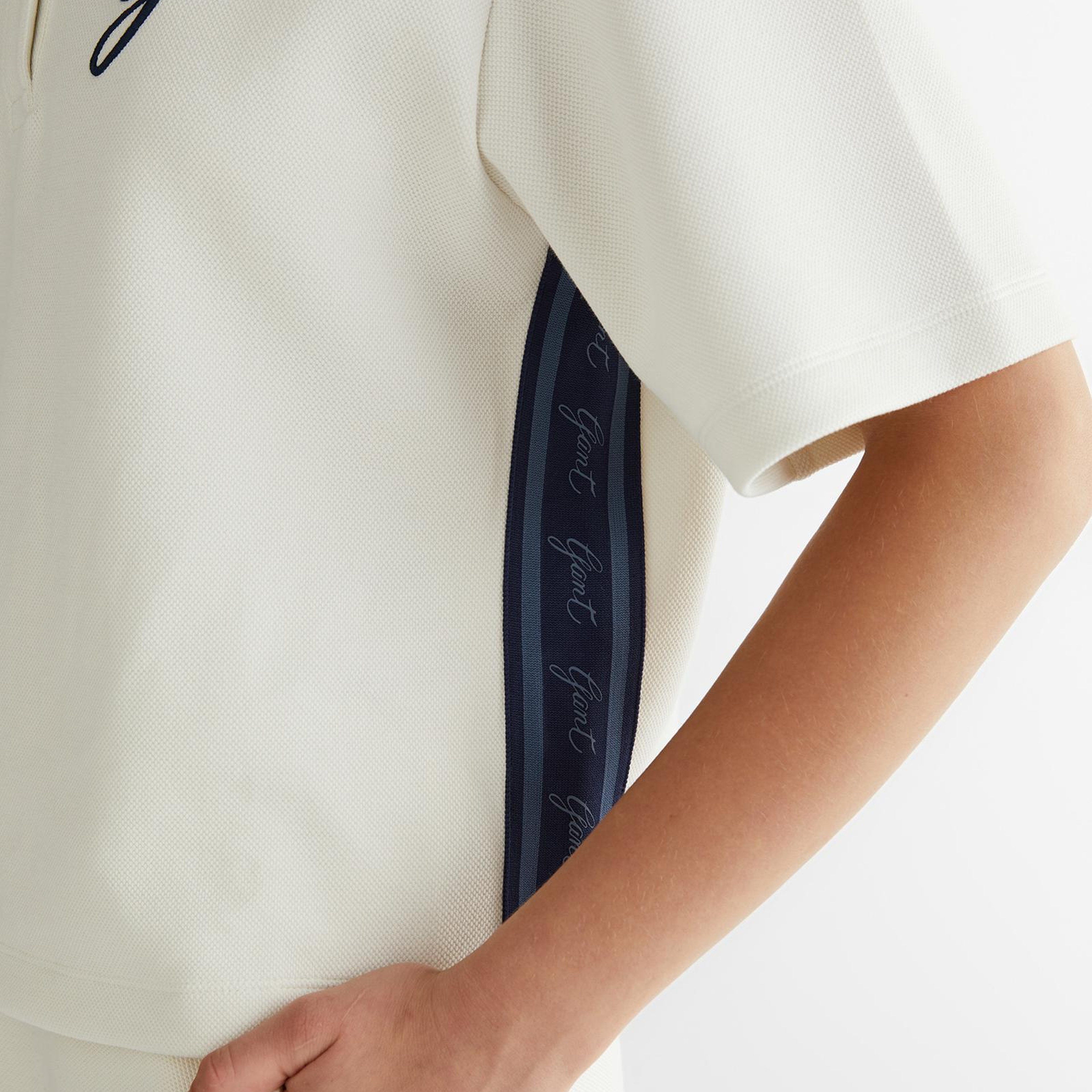 GANT Kadın Krem Logolu Polo