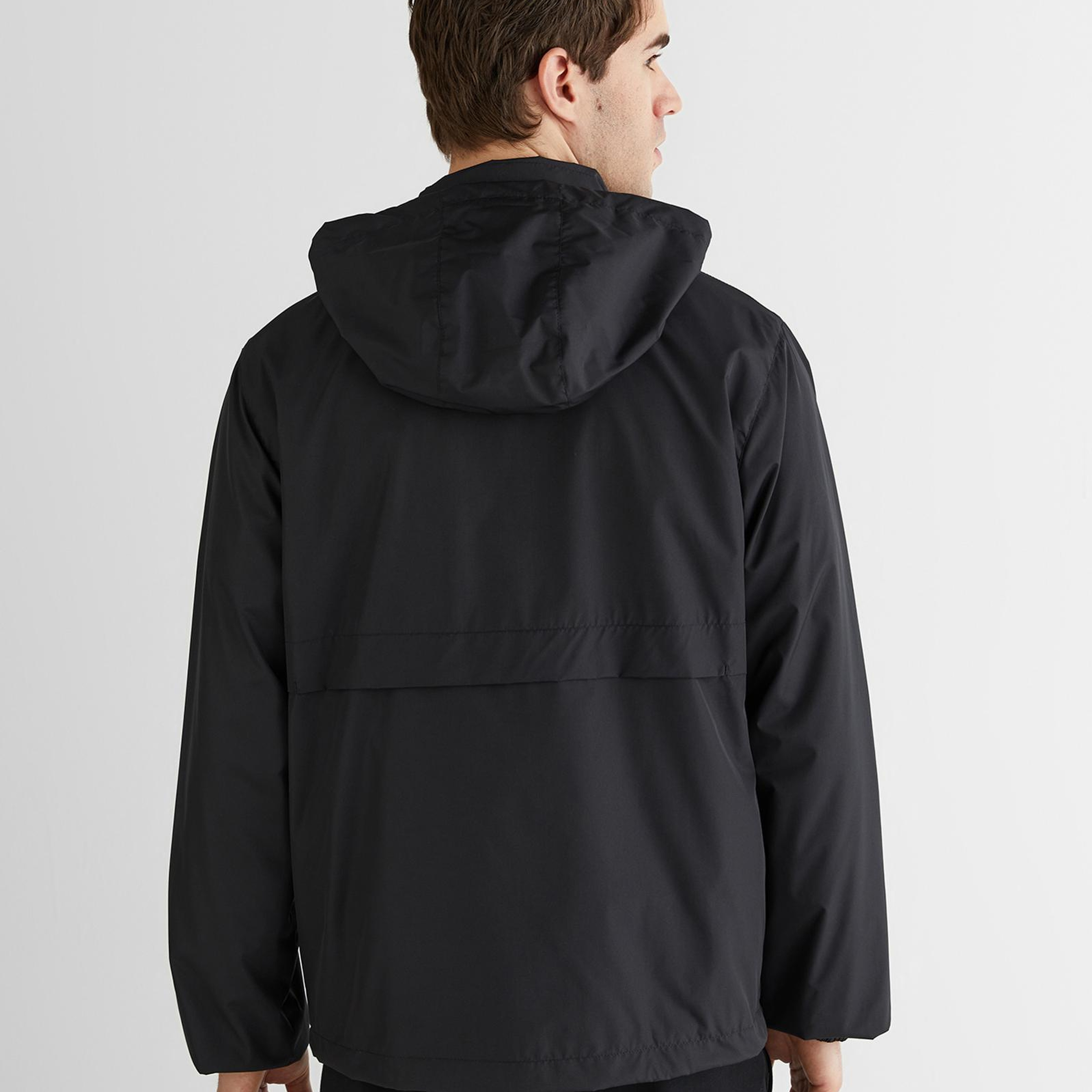 GANT Erkek Siyah Dik Yaka Logolu Yağmurluk