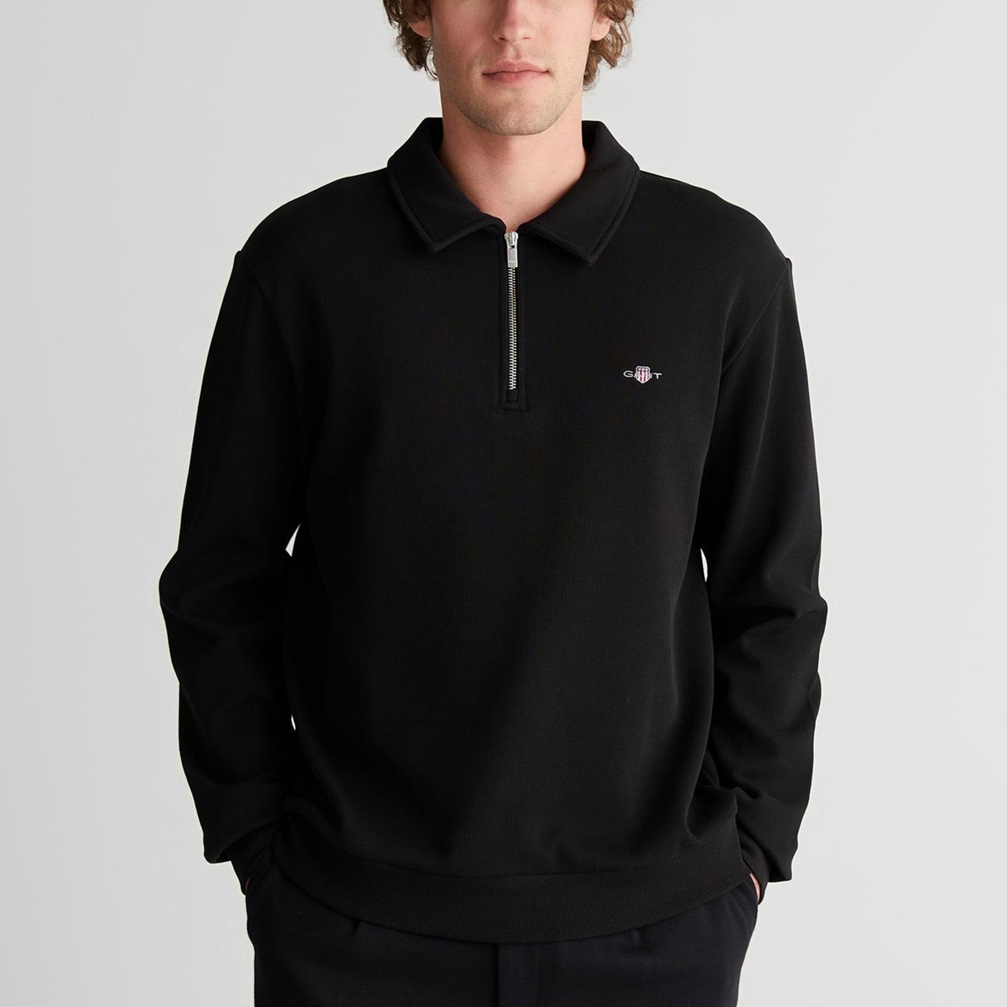 GANT Erkek Siyah Regular Fit Yarım Fermuarlı Logolu Sweatshirt