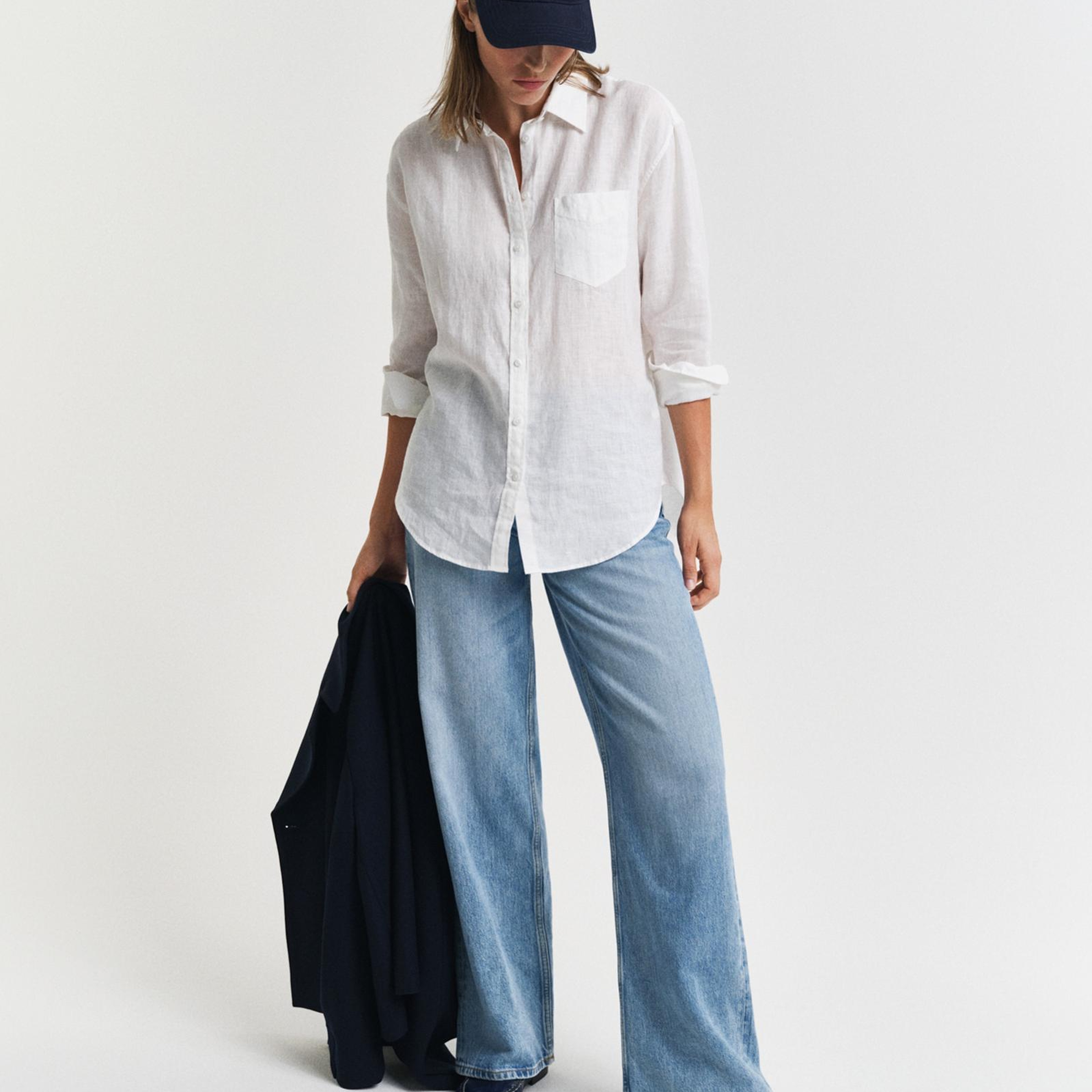 GANT Kadın Beyaz Relaxed Fit Klasik Yaka Gömlek