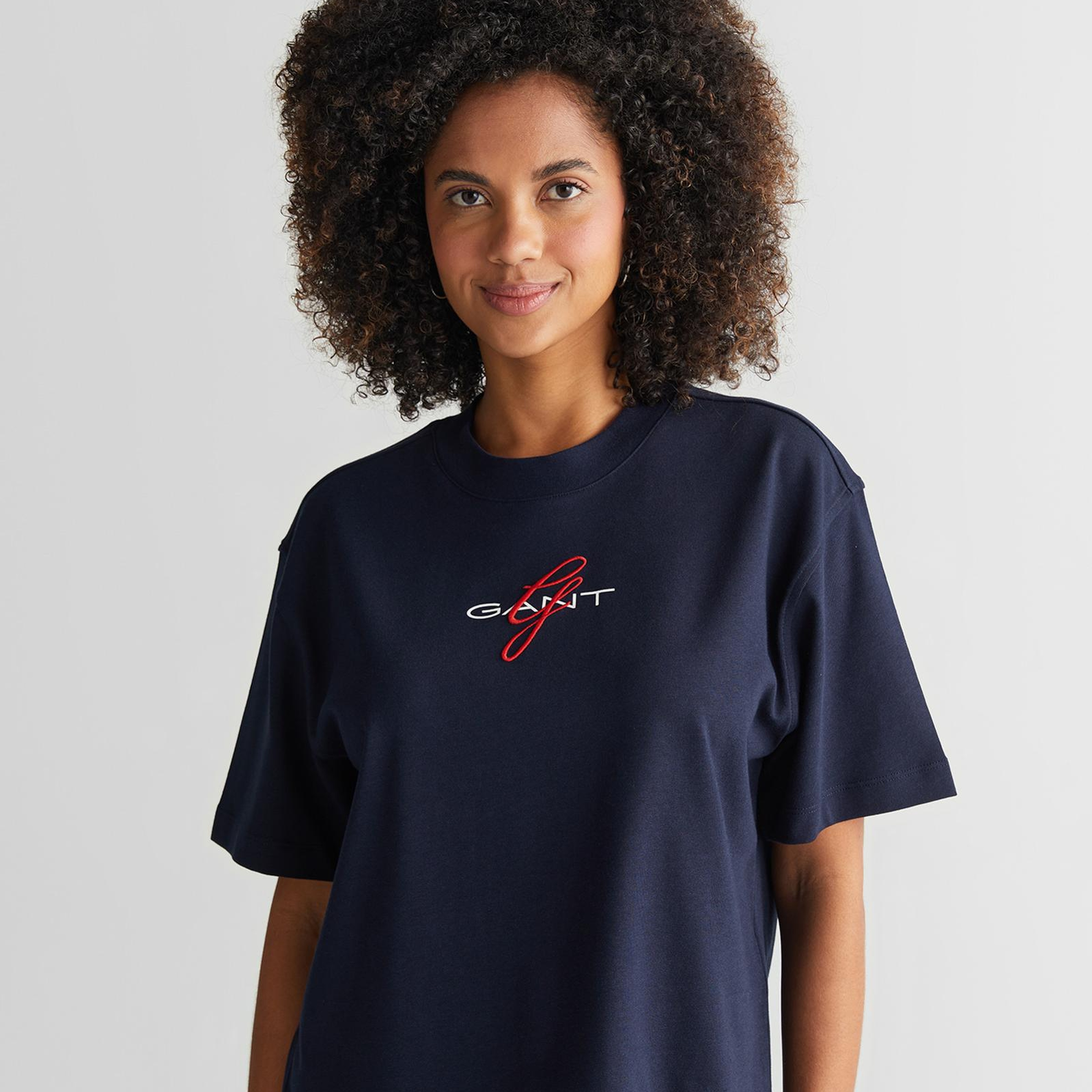 GANT Kadın Lacivert Bisiklet Yaka Logolu T-Shirt