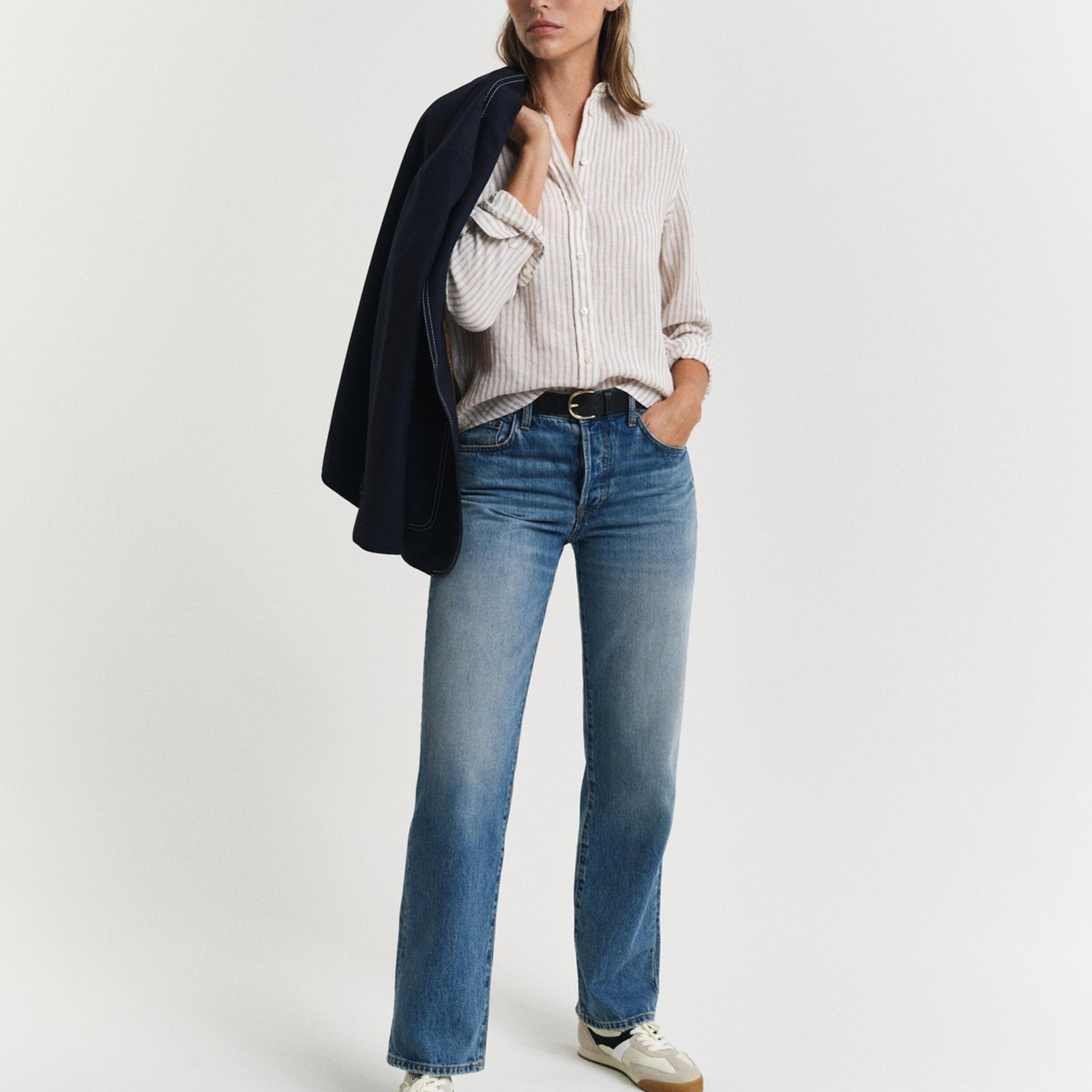 GANT Kadın Bej Regular Fit Klasik Yaka Çizgili Keten Gömlek