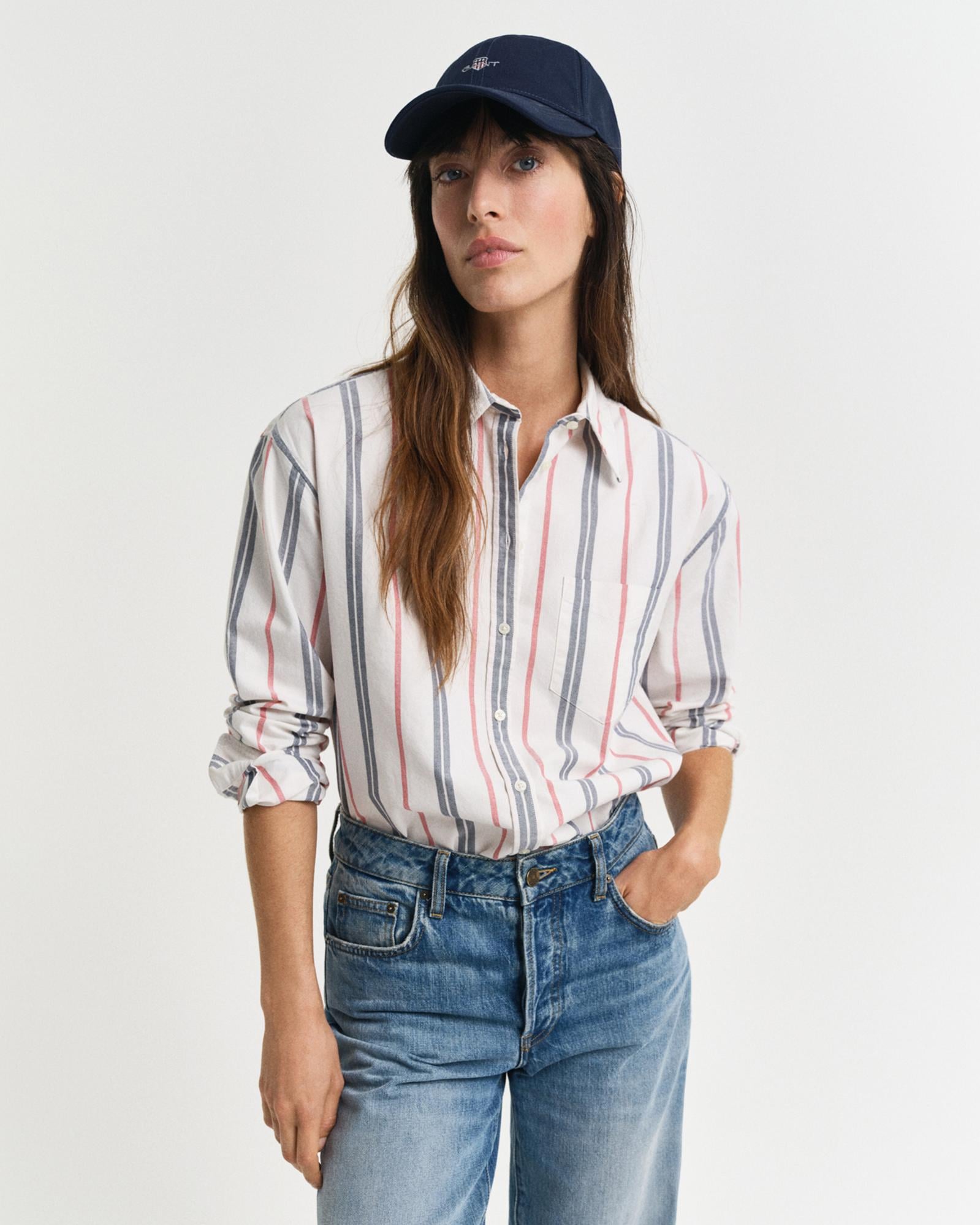 GANT Kadın Krem Relaxed Fit Klasik Yaka Çizgili Gömlek