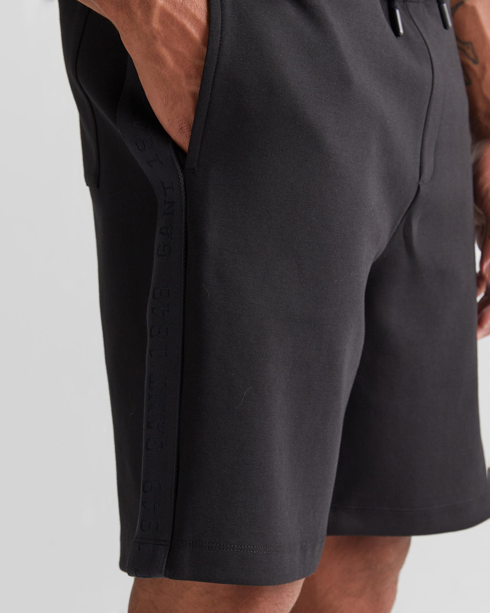 GANT Erkek Siyah Regular Fit Logolu Şort