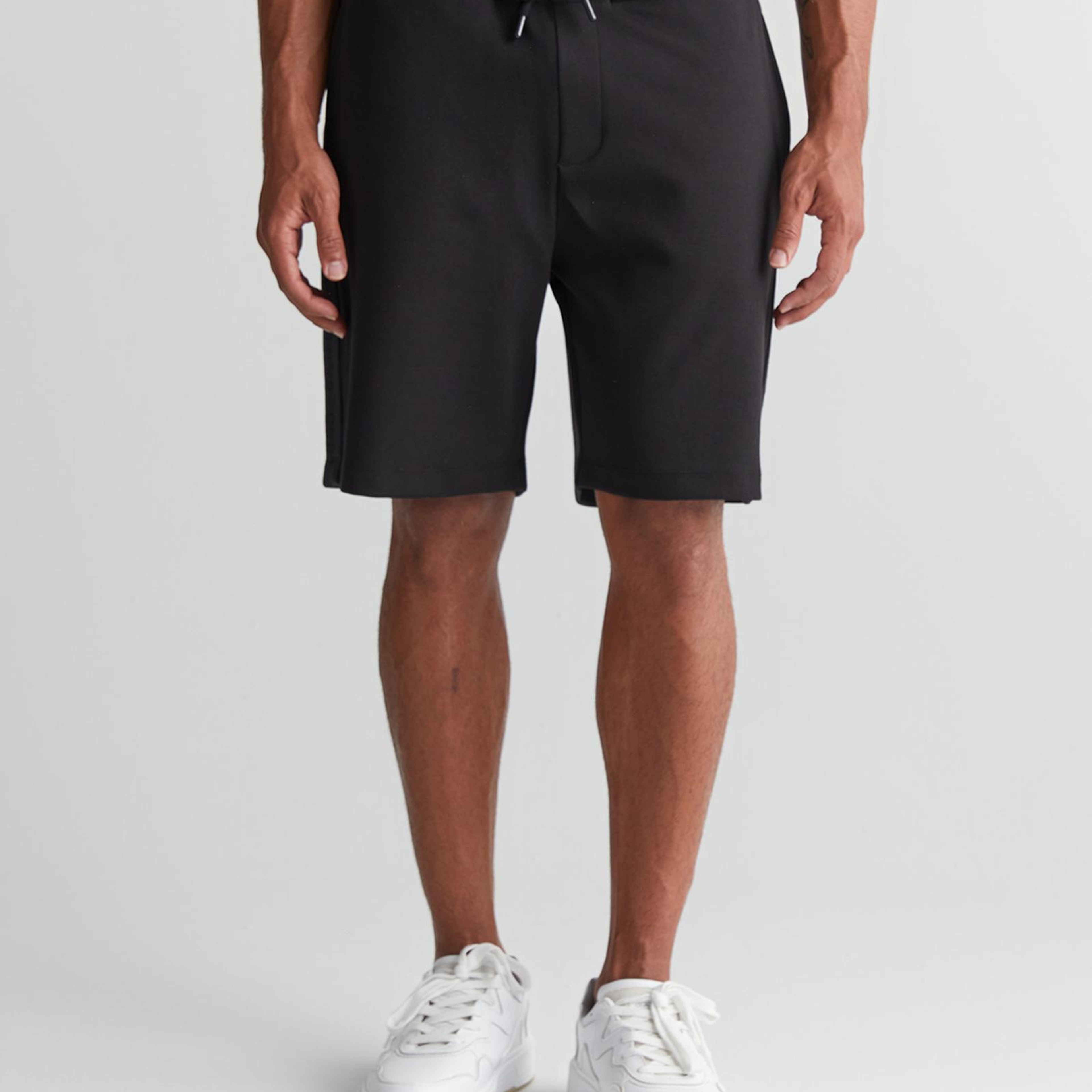 Gant Erkek Siyah Regular Fit Logolu Şort