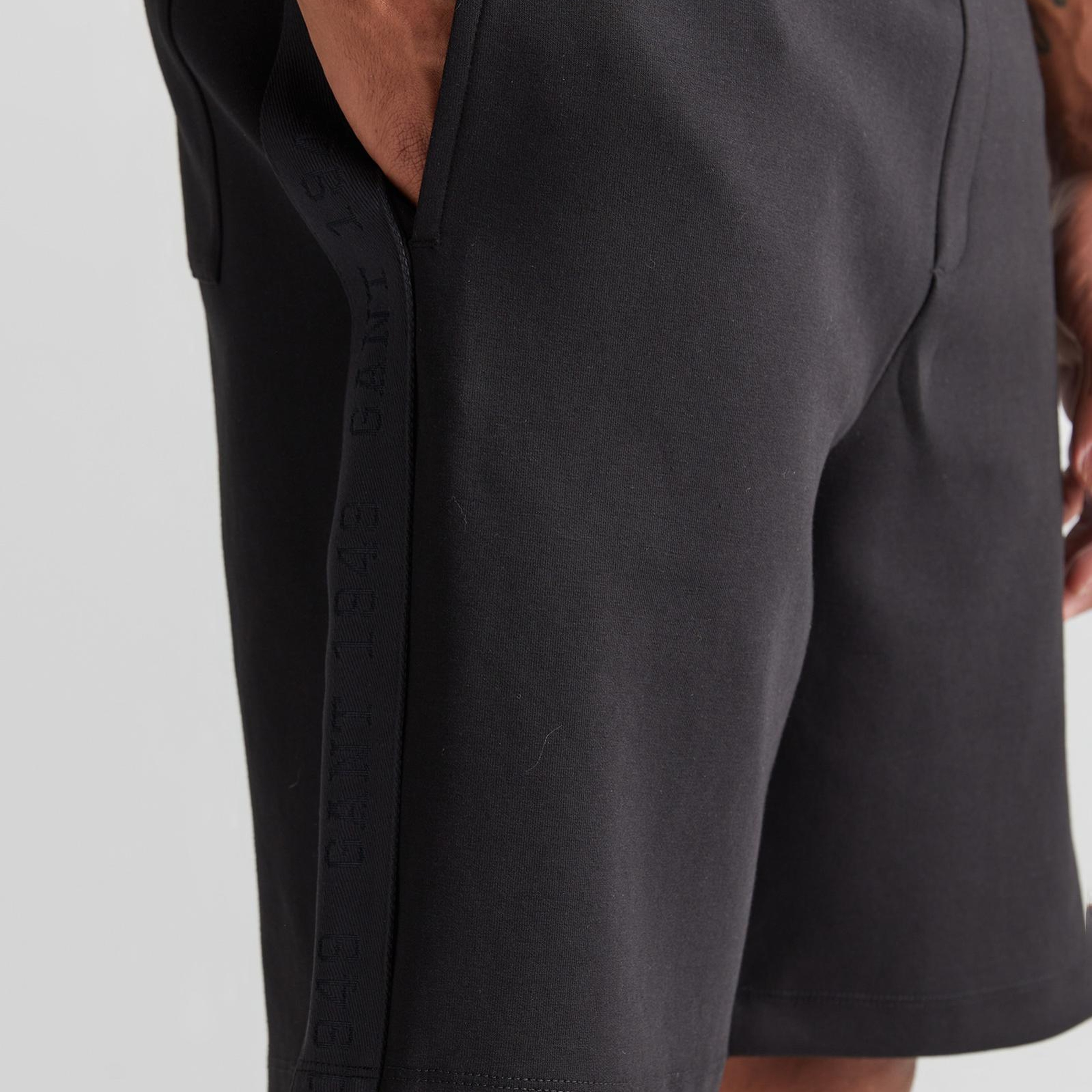 Gant Erkek Siyah Regular Fit Logolu Şort