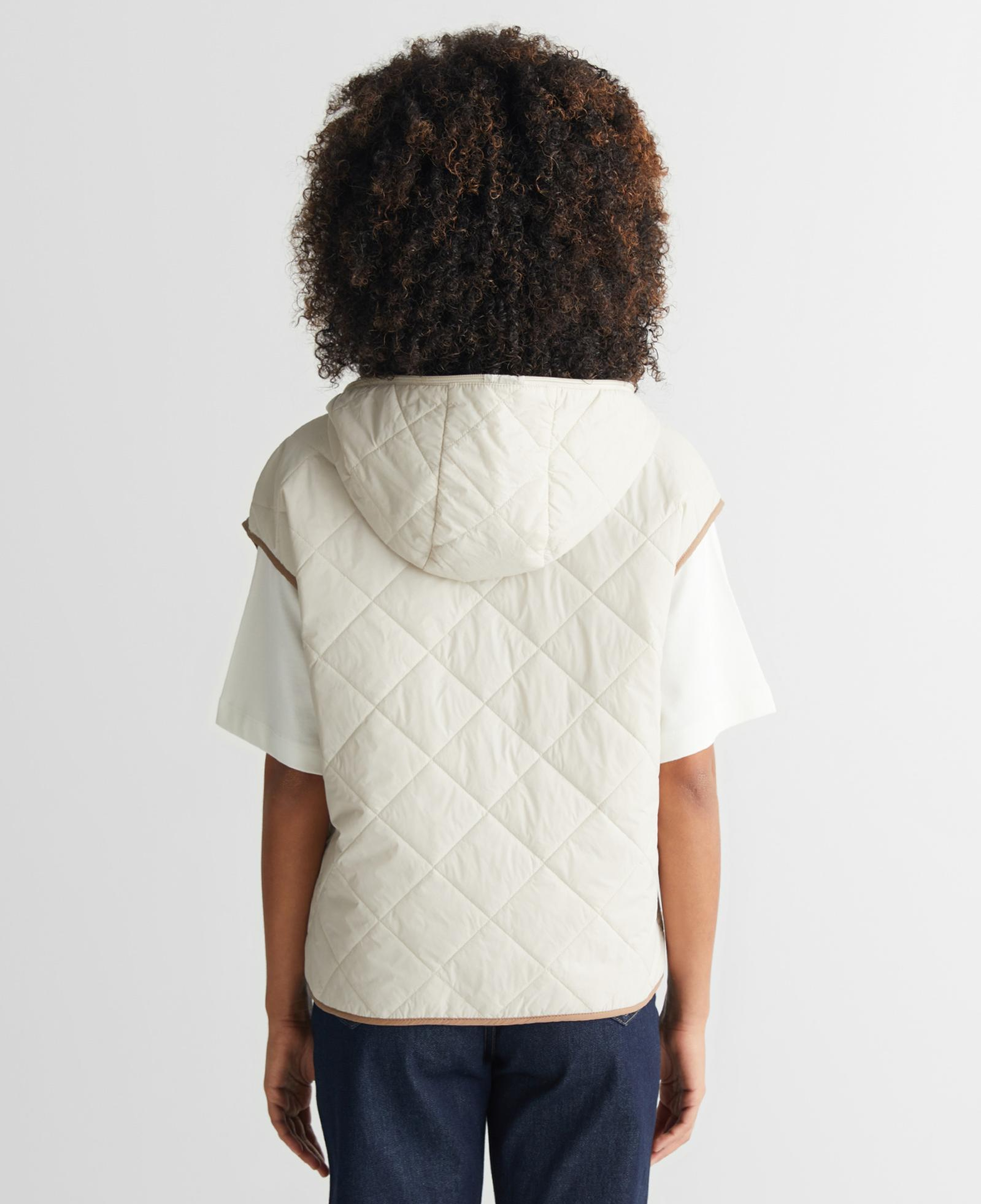 GANT Kadın Krem Kapüşonlu Logolu Yelek