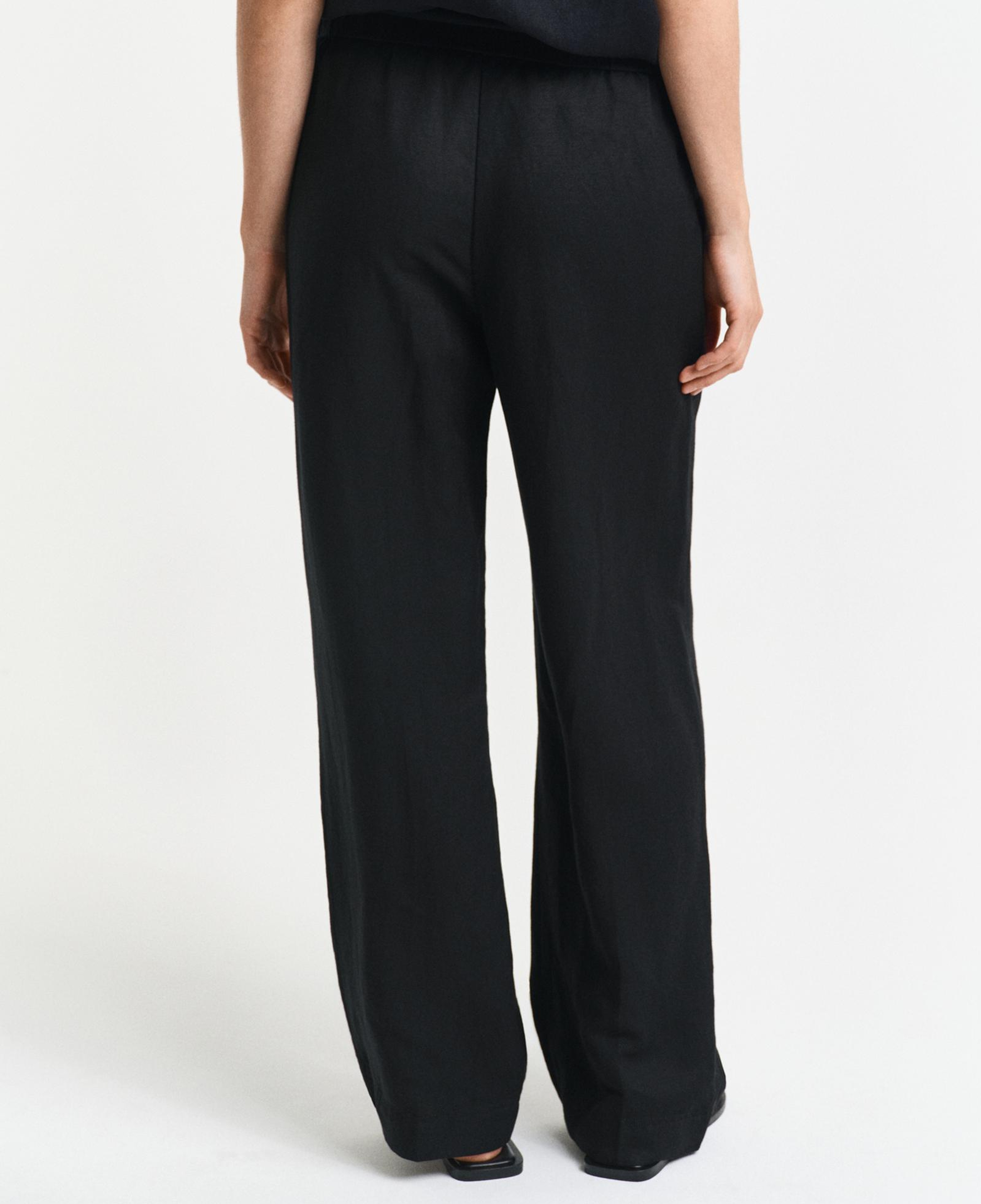 GANT Kadın Siyah Relaxed Fit Pantolon