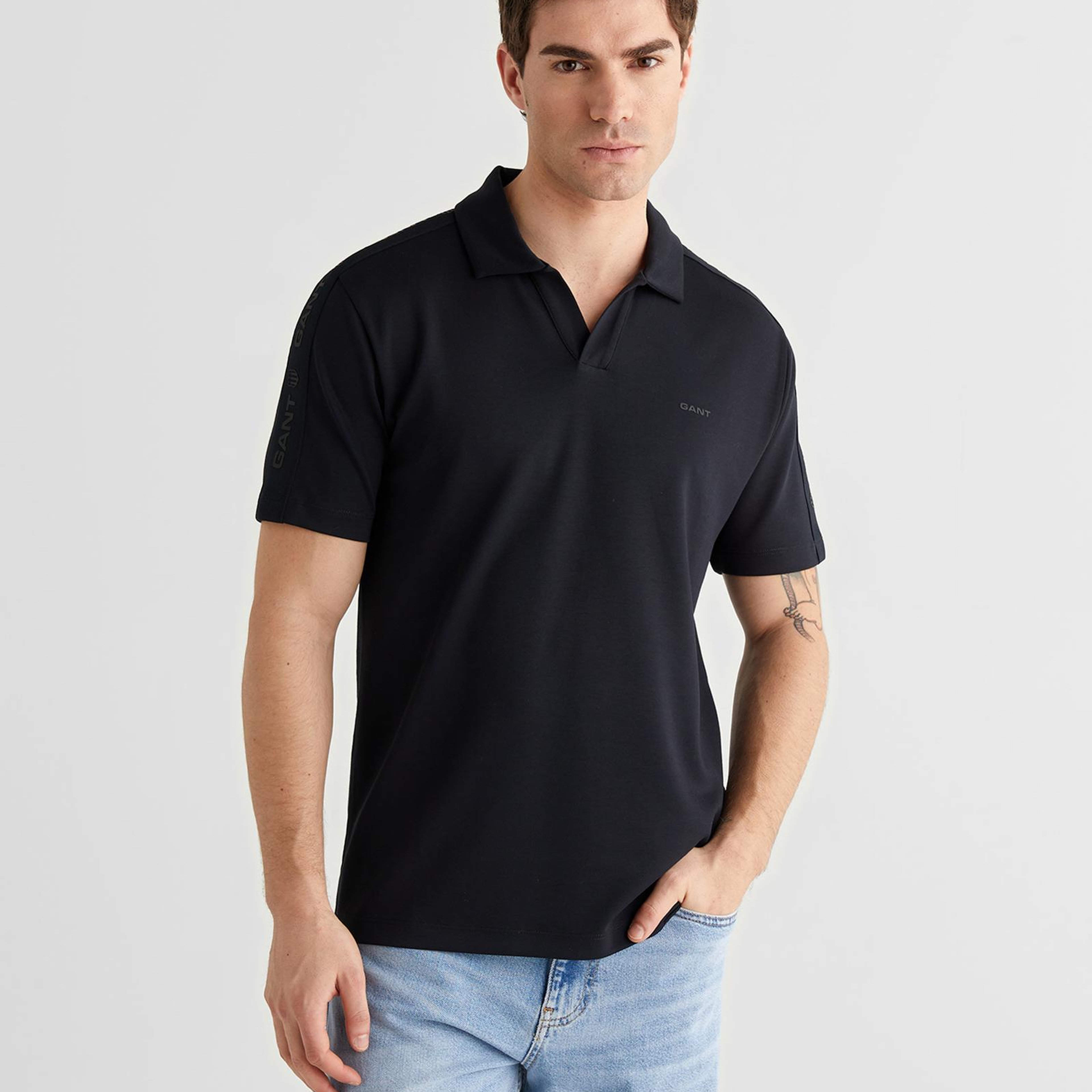 GANT Erkek Siyah Regular Fit Şerit Detaylı Polo Yaka T-Shirt