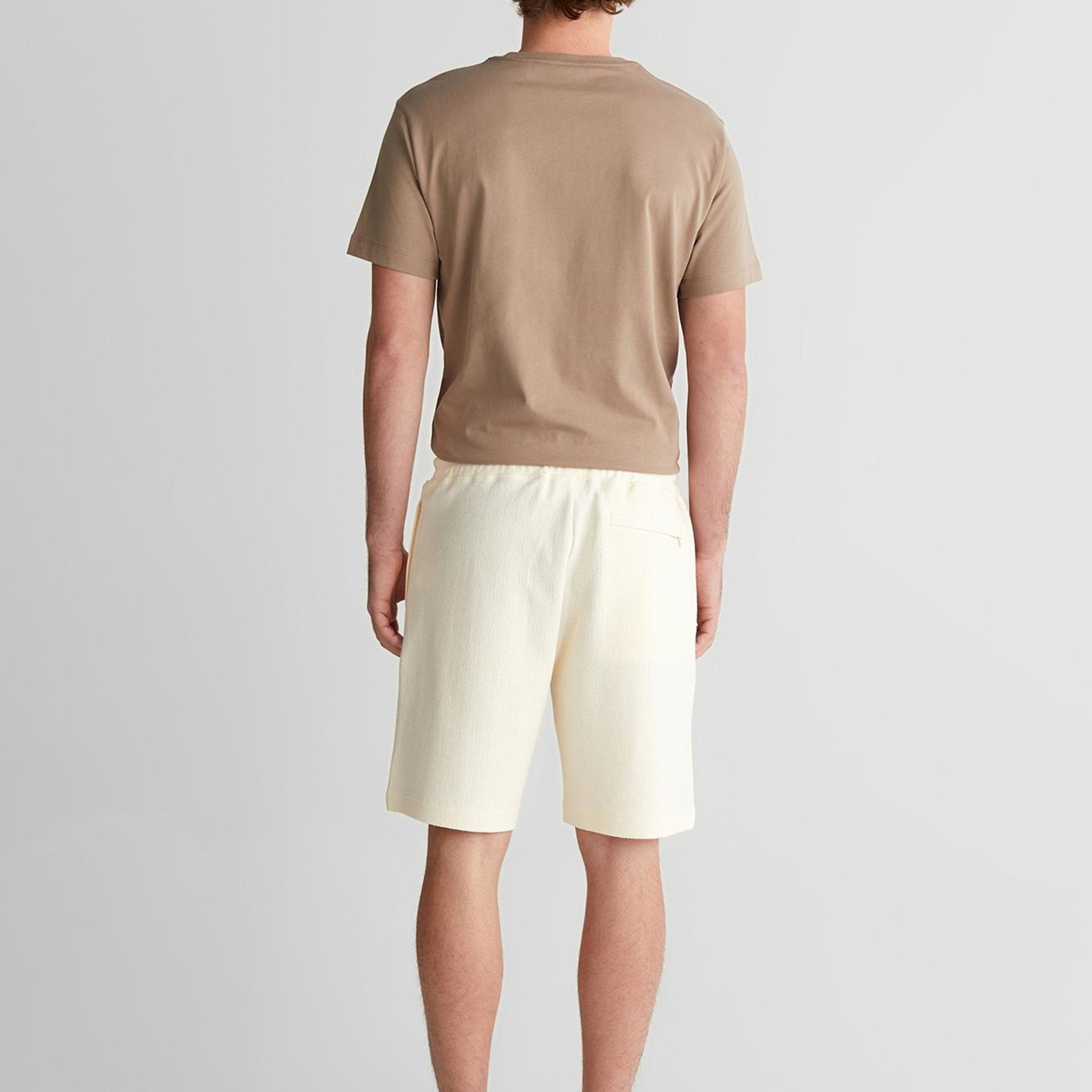 GANT Erkek Krem Düz Şort