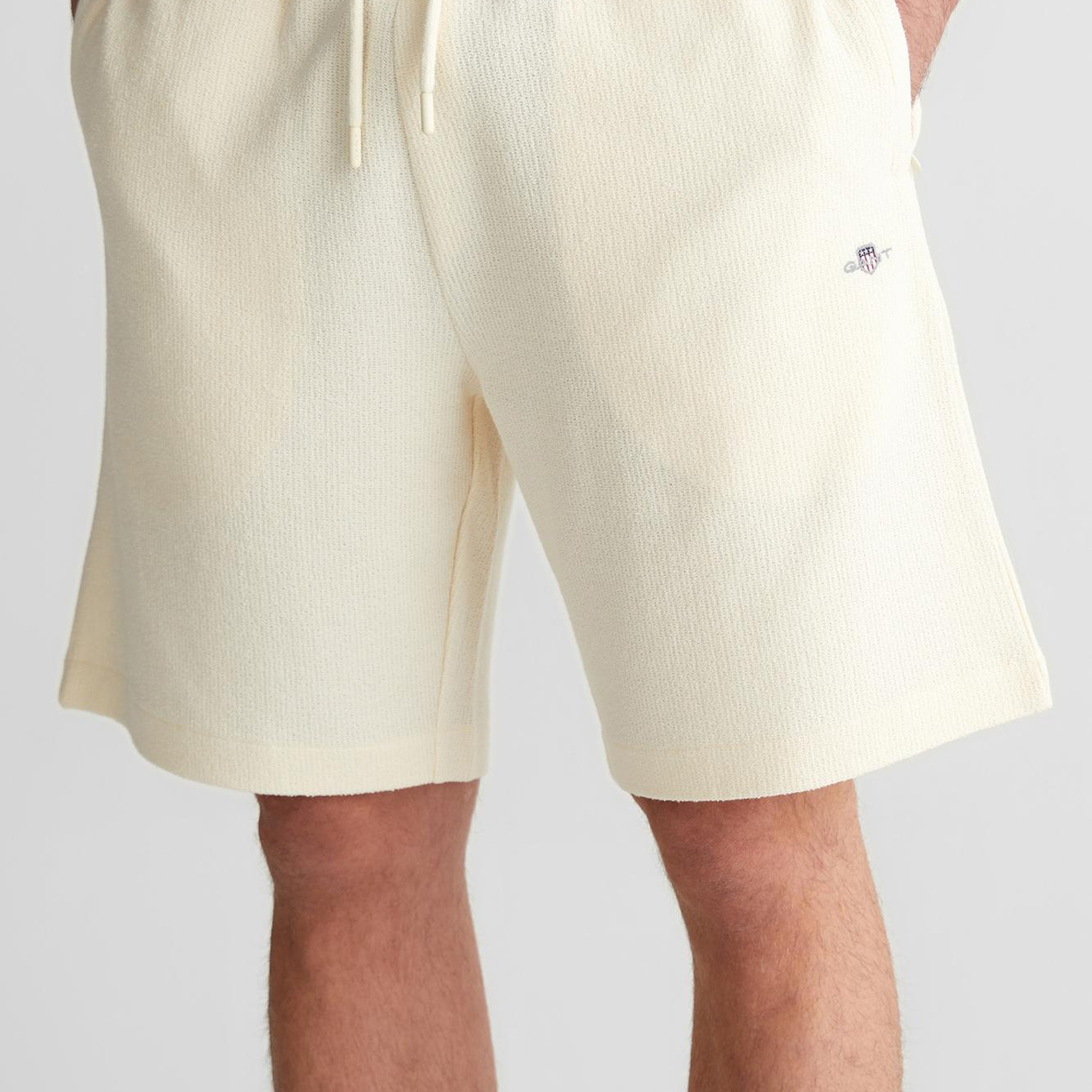 GANT Erkek Krem Düz Şort