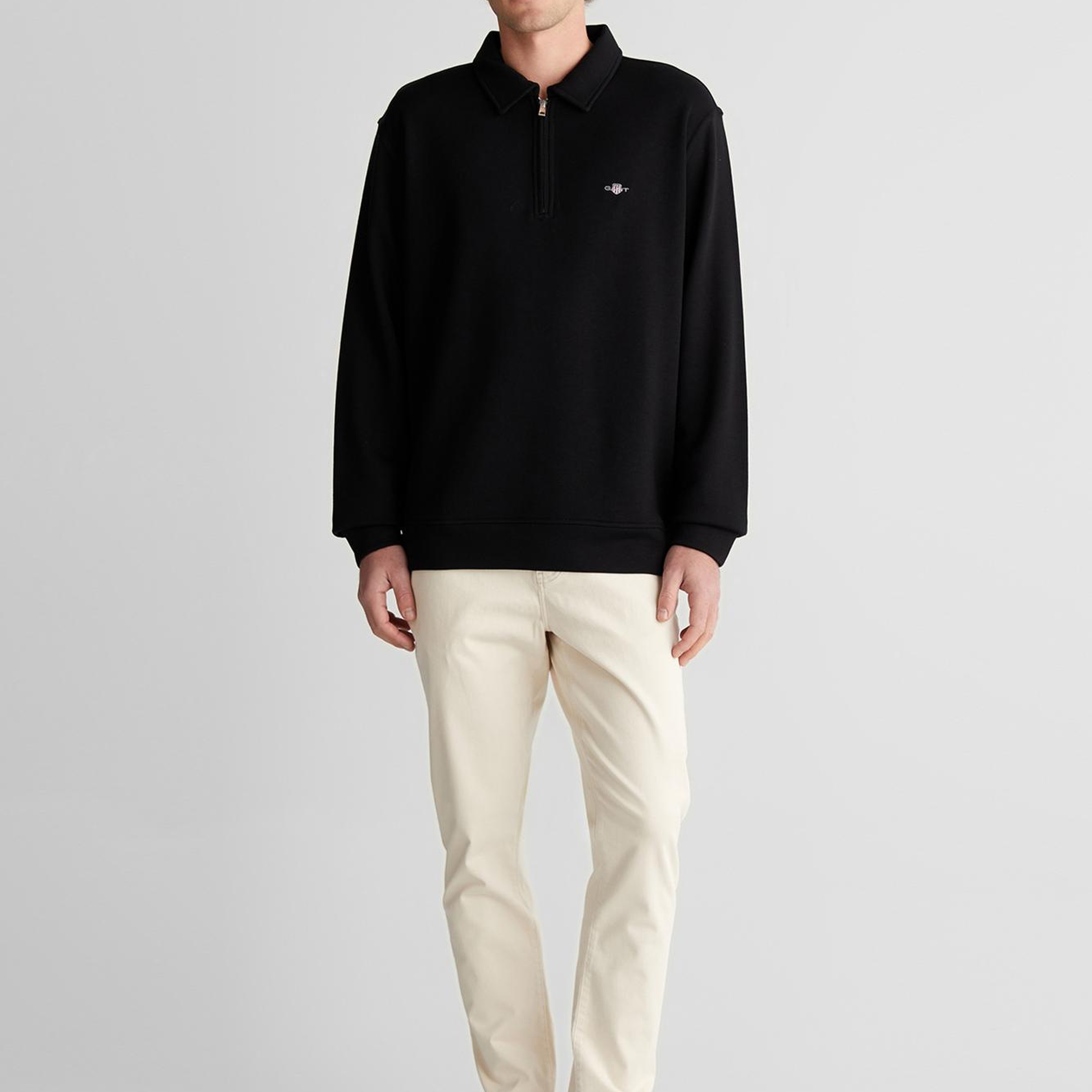 GANT Erkek Siyah Relaxed Fit Yarım Fermuarlı Logolu Sweatshirt