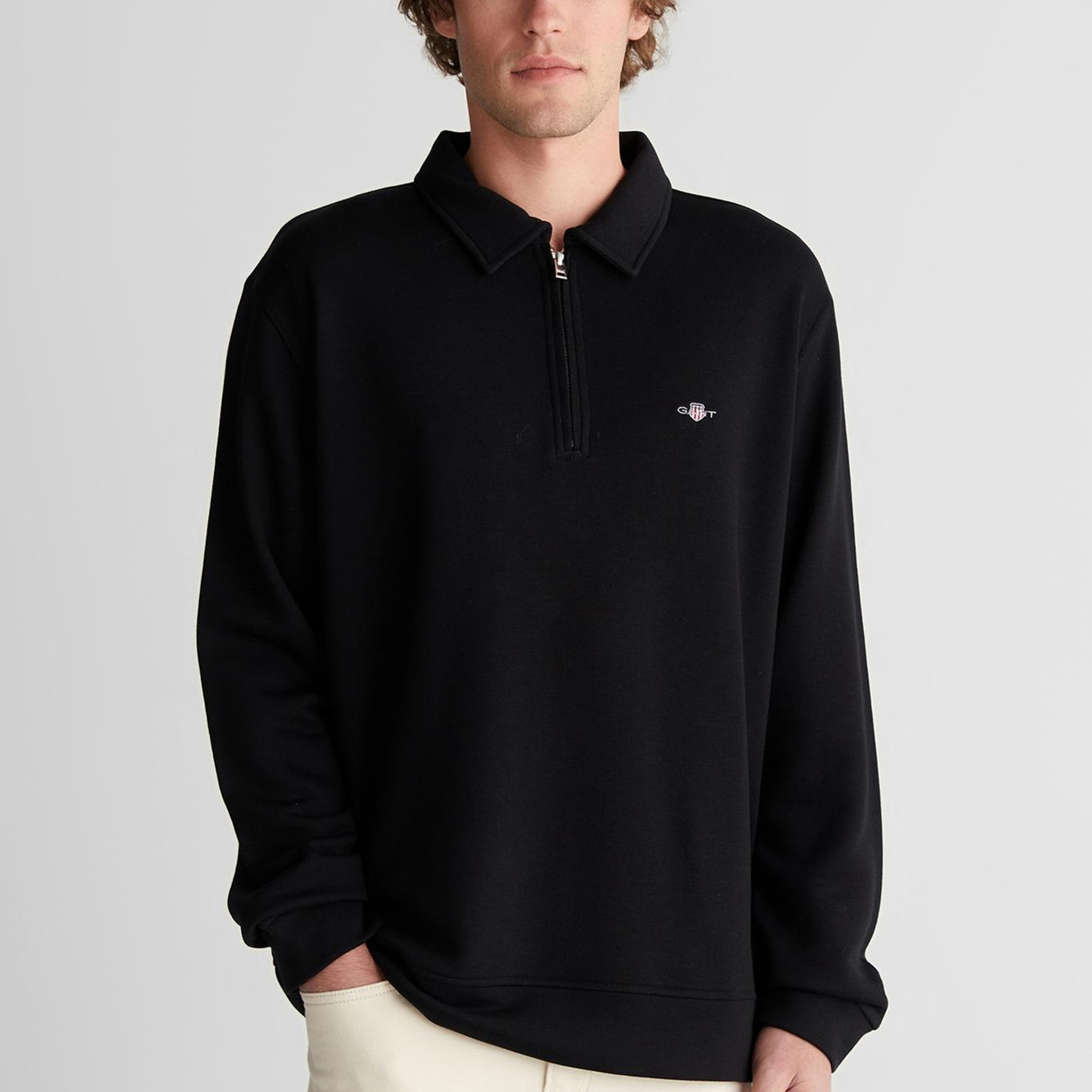 GANT Erkek Siyah Relaxed Fit Yarım Fermuarlı Logolu Sweatshirt