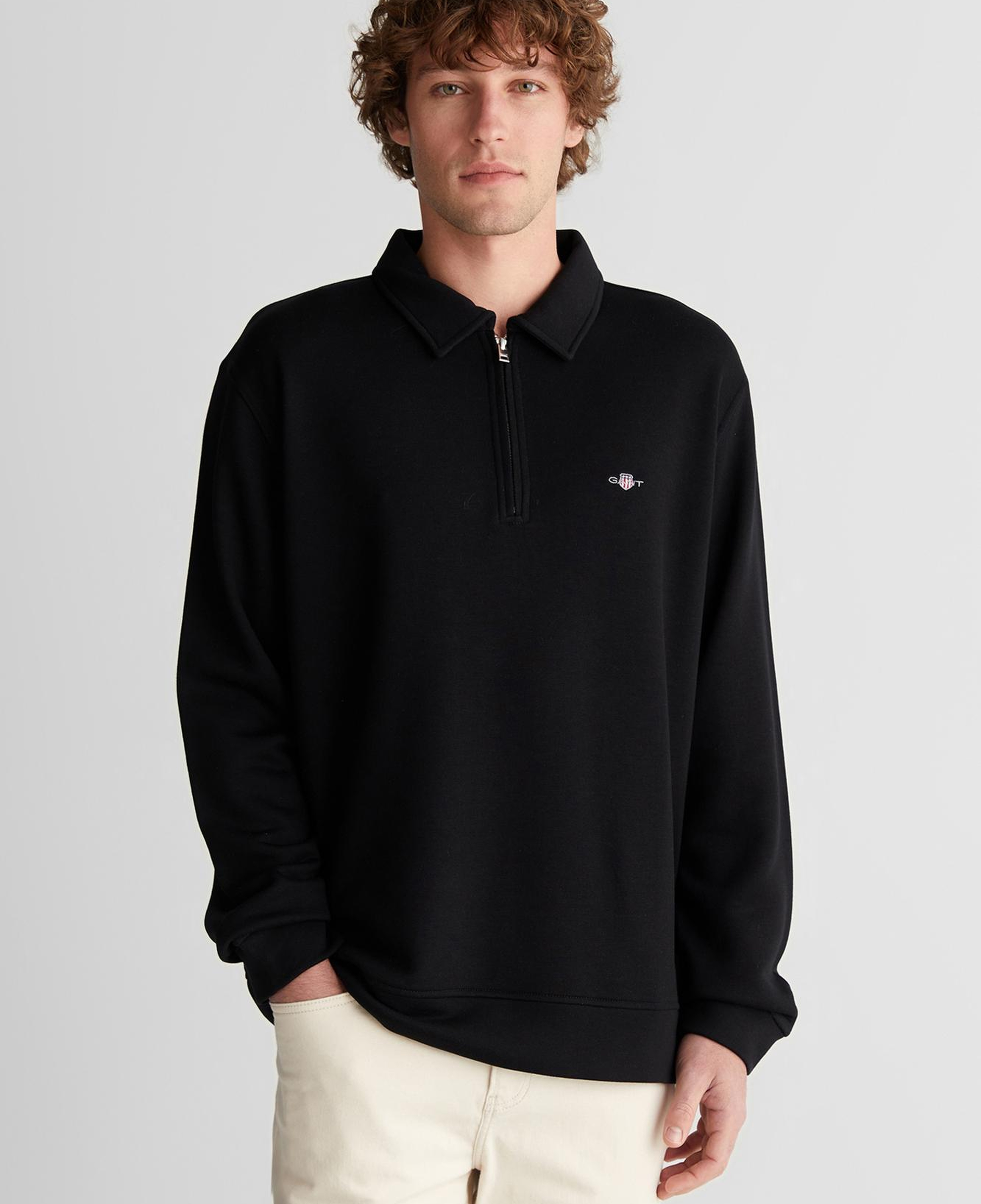 GANT Erkek Siyah Relaxed Fit Yarım Fermuarlı Logolu Sweatshirt