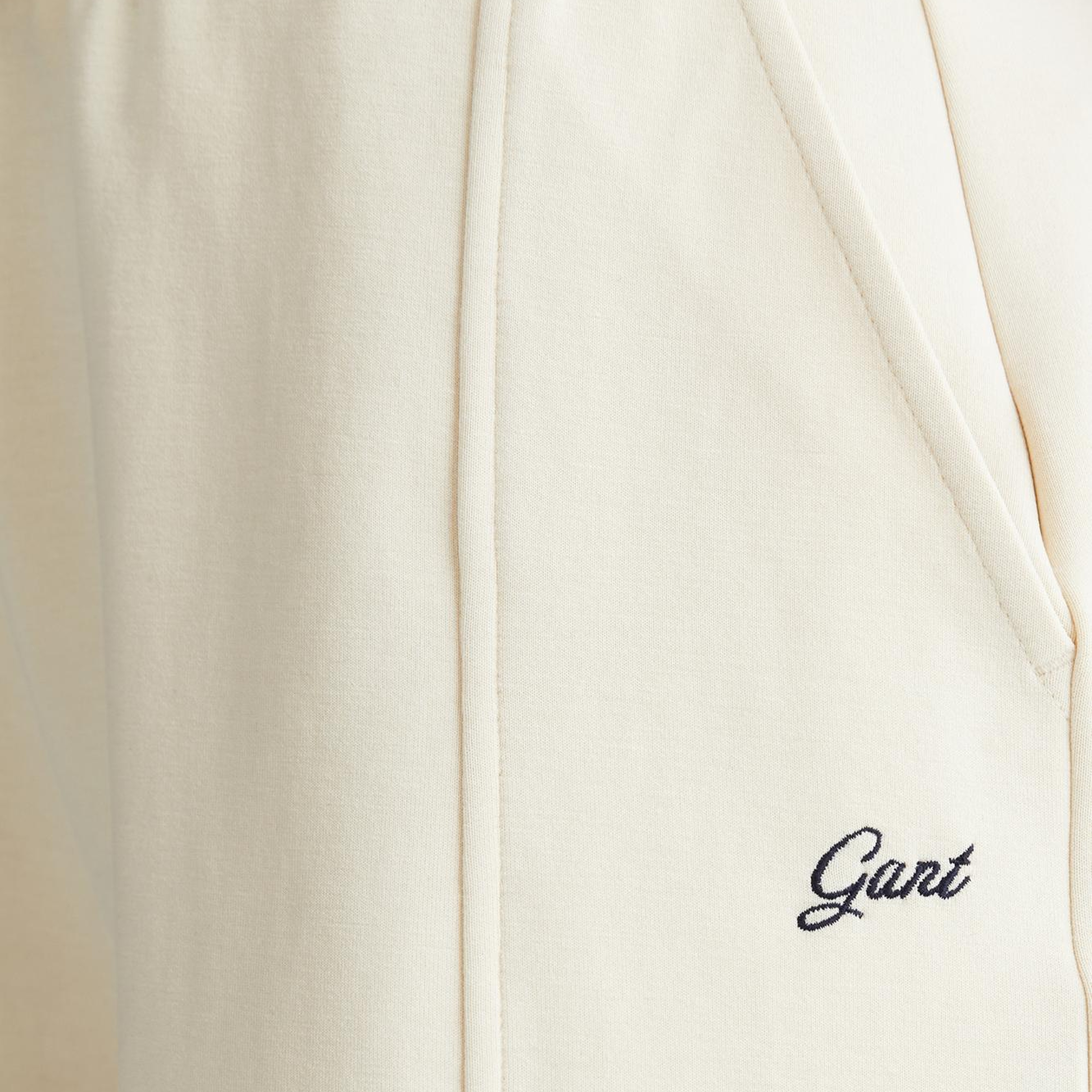 GANT Kadın Krem Baskılı Şort