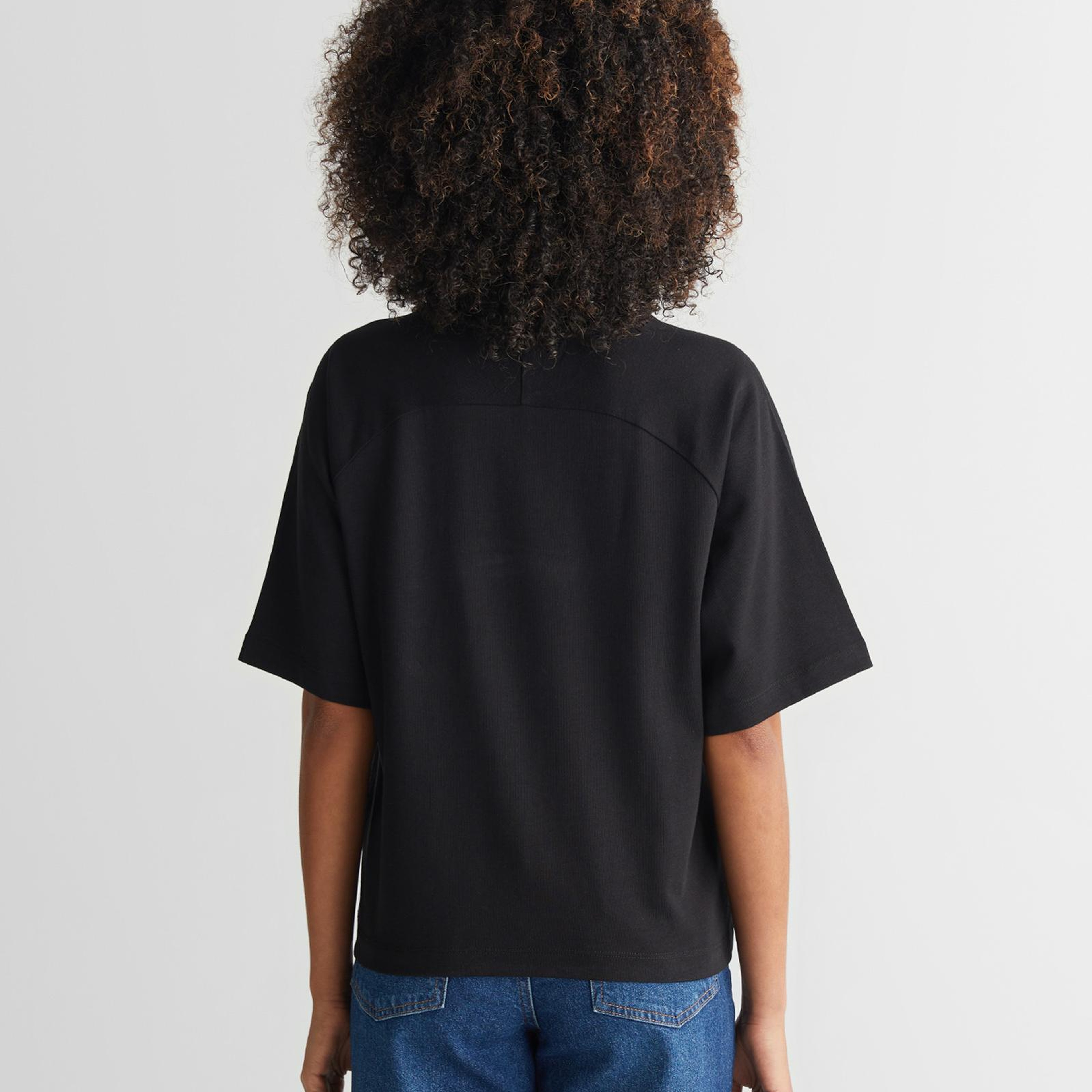 GANT Kadın Siyah Bisiklet Yaka Logolu T-Shirt