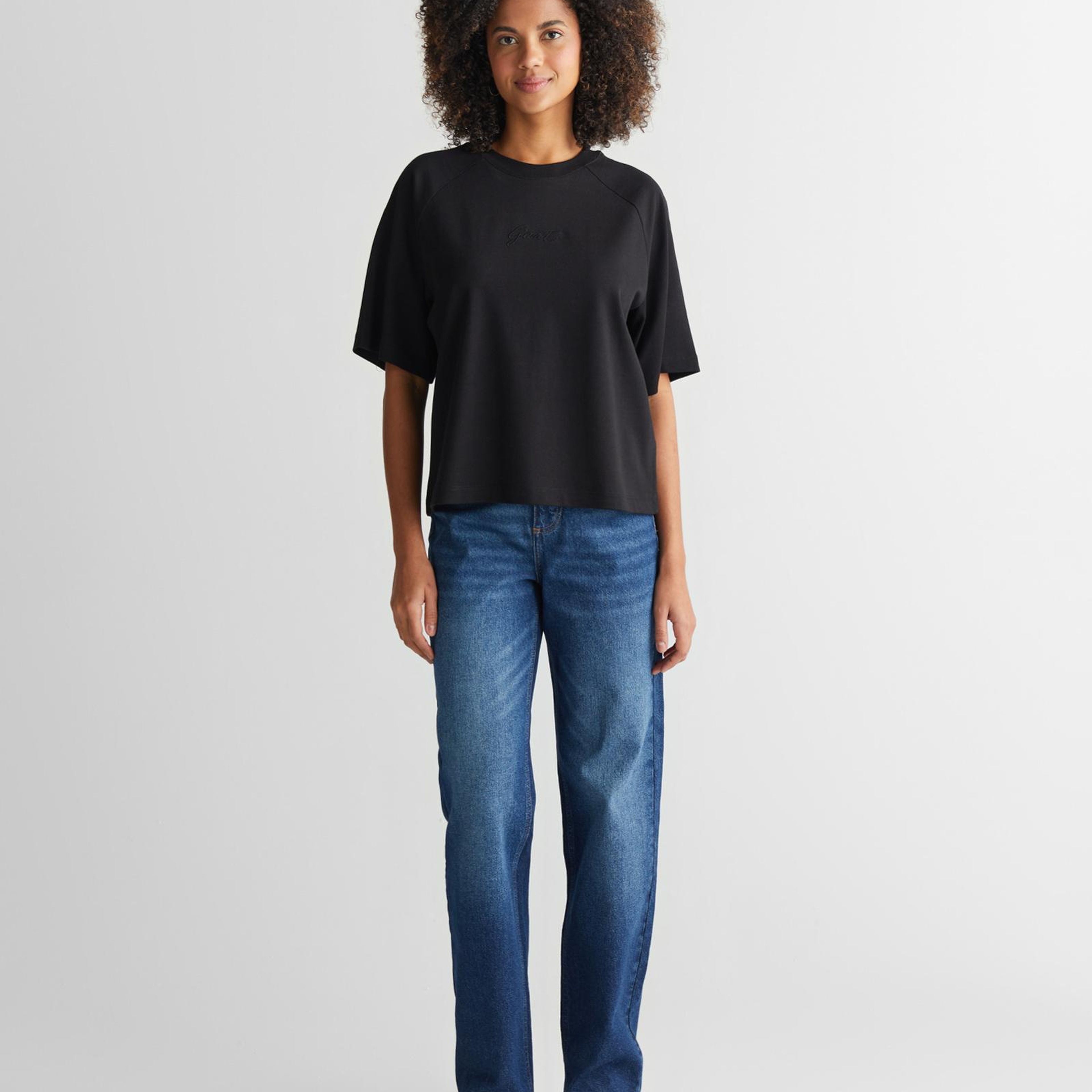 GANT Kadın Siyah Bisiklet Yaka Logolu T-Shirt