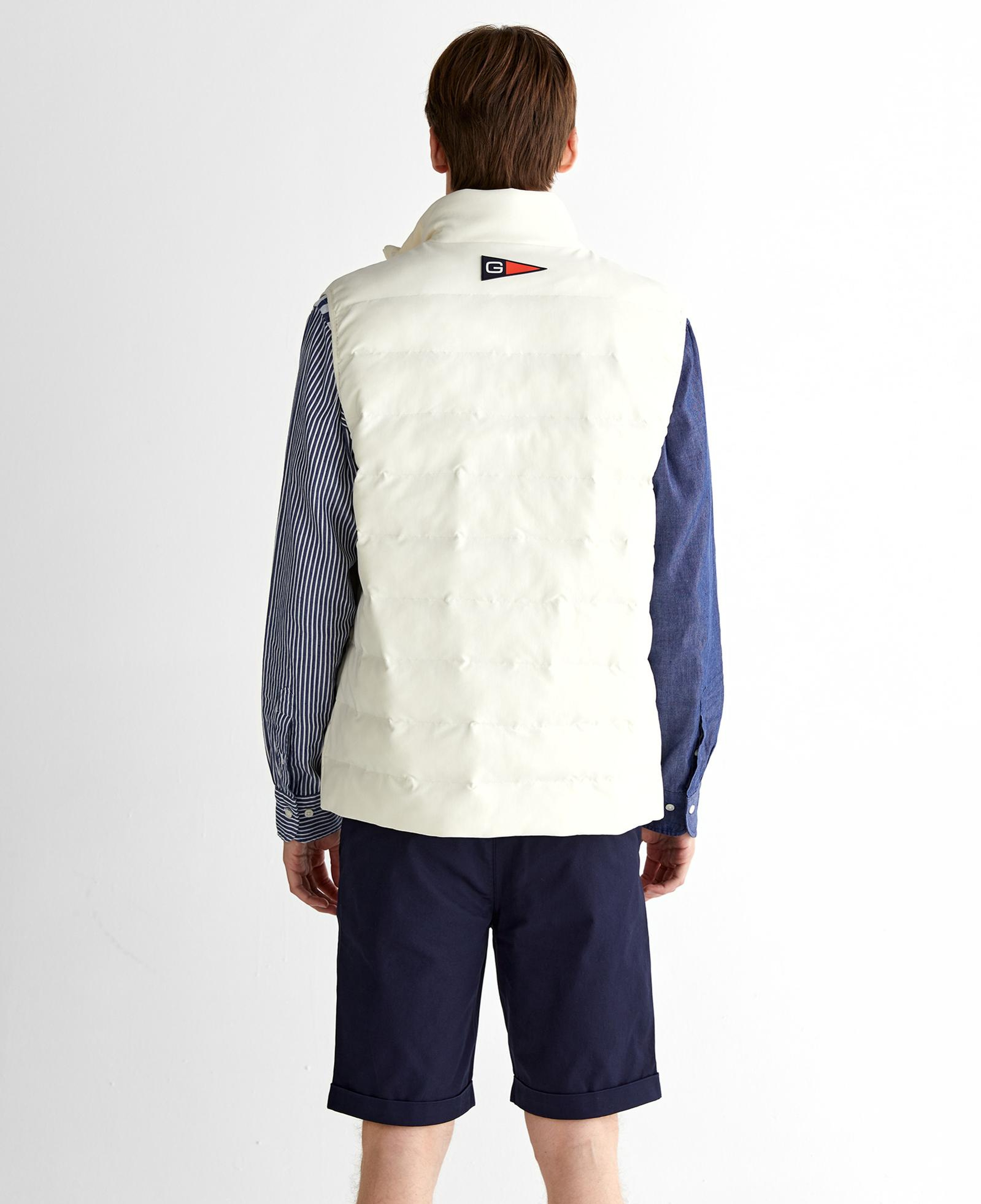 GANT Erkek Krem Regular Fit Dik Yaka Logolu Yelek