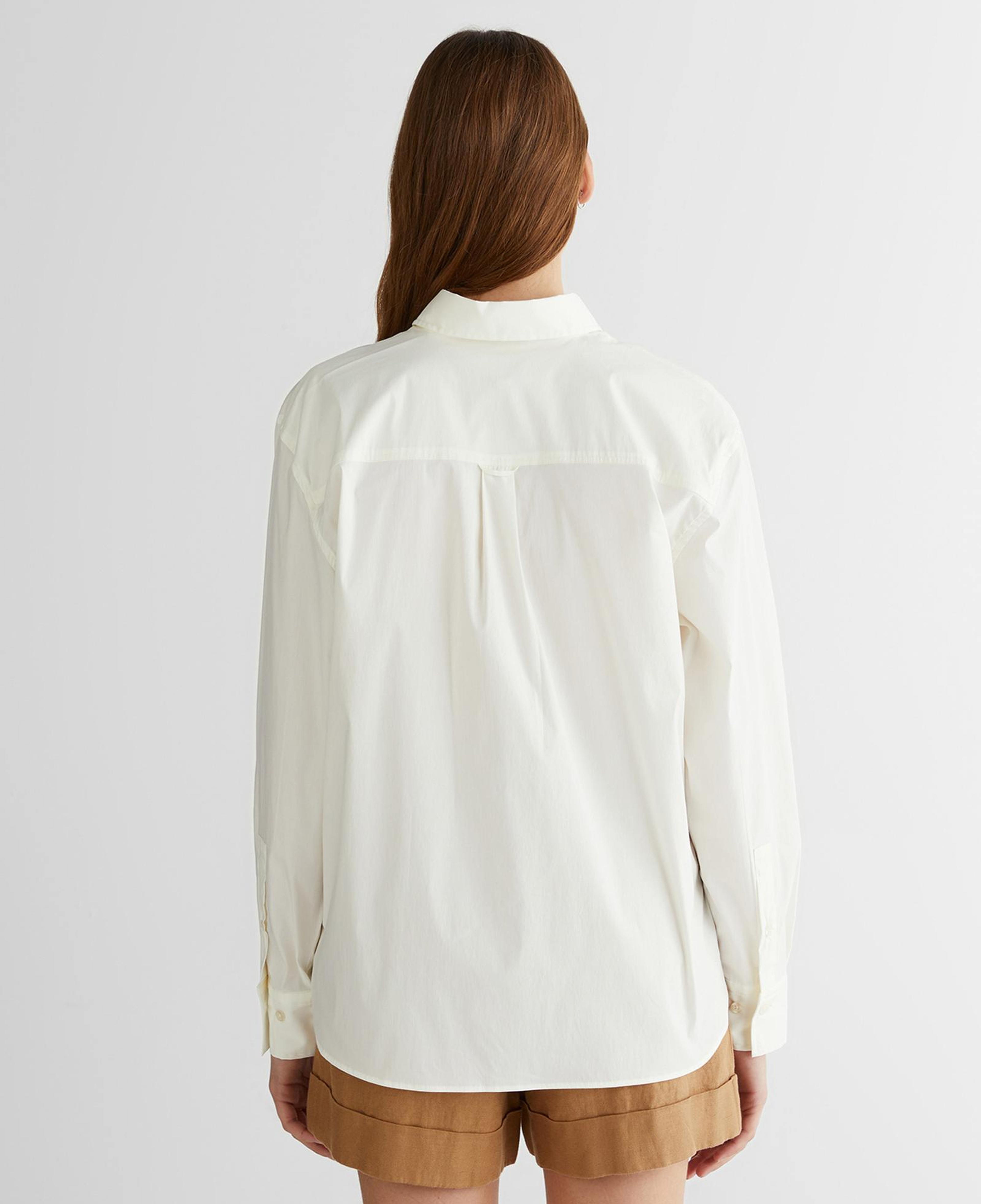 GANT Kadın Krem Klasik Yaka Gömlek