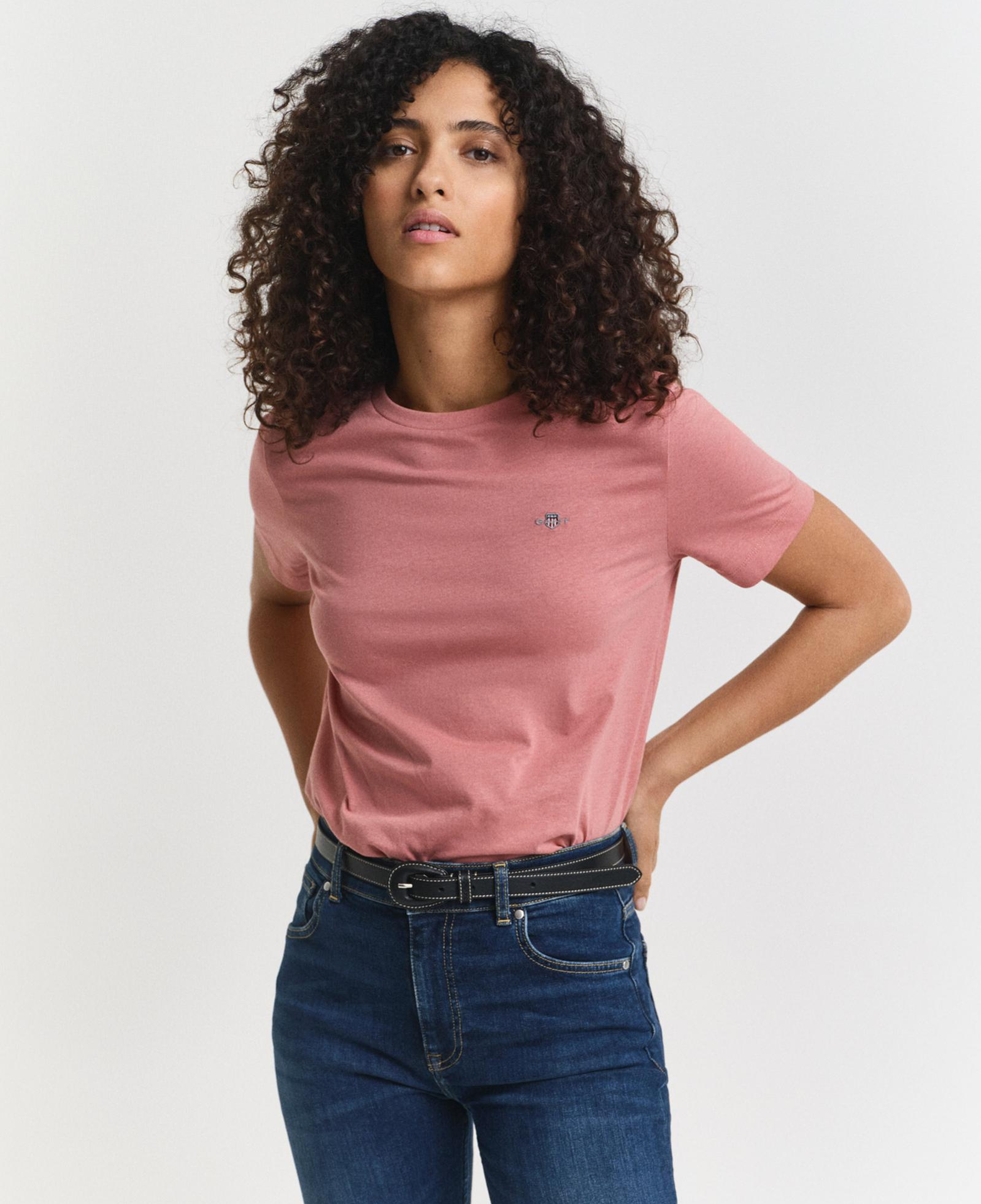 GANT Kadın Pembe Regular Fit Bisiklet Yaka T-Shirt