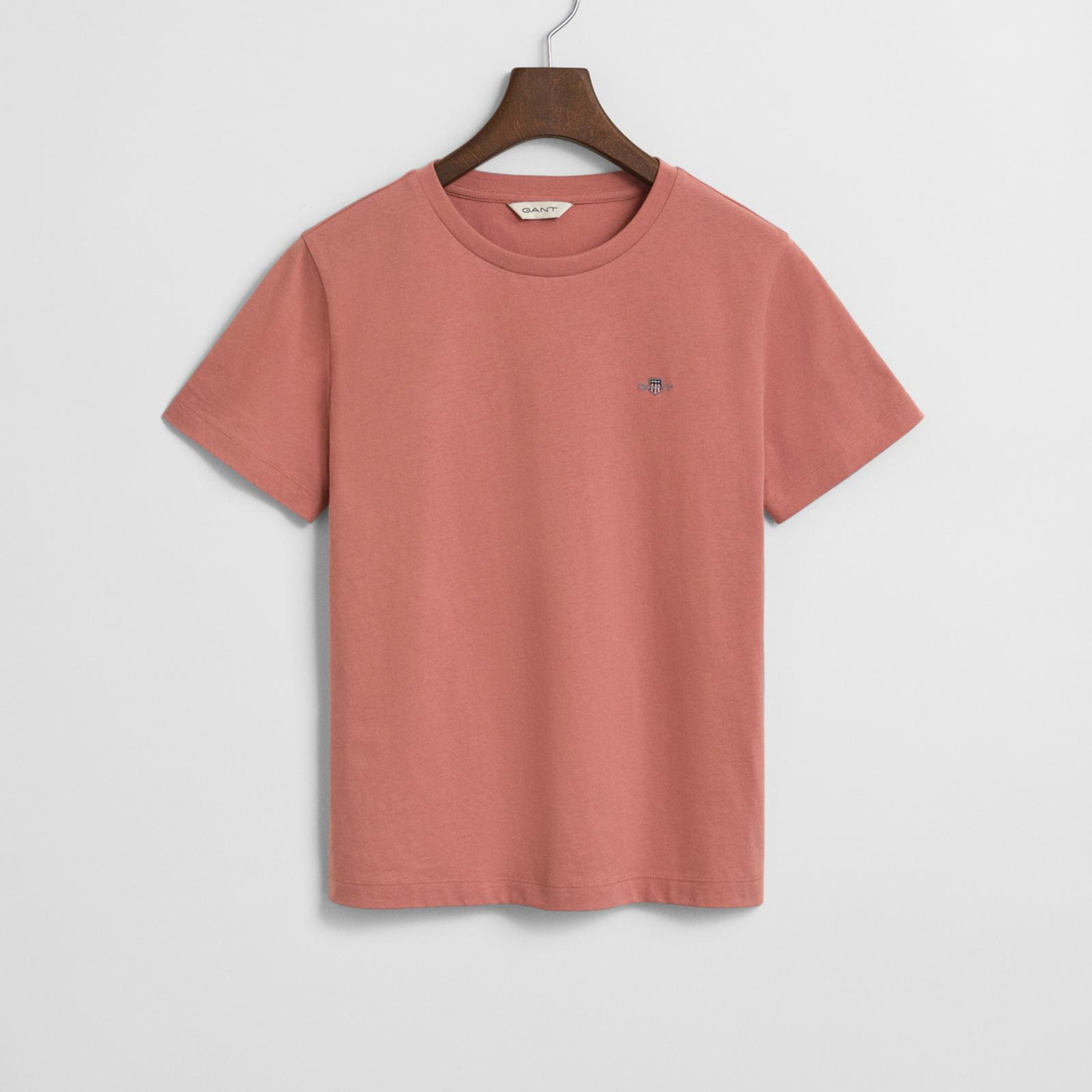 GANT Kadın Pembe Regular Fit Bisiklet Yaka T-Shirt