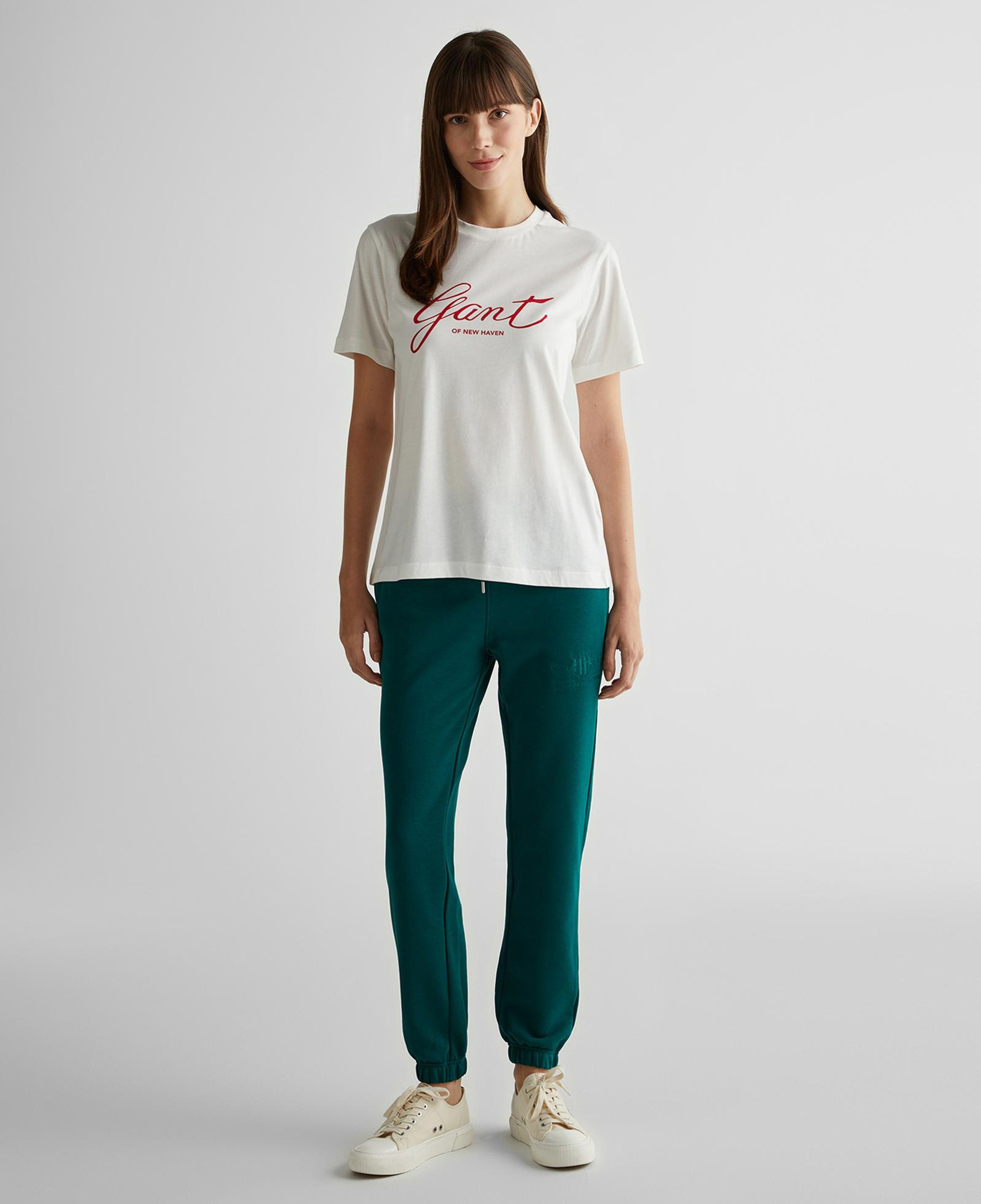 GANT Kadın Krem Regular Fit Bisiklet Yaka Logolu T-Shirt