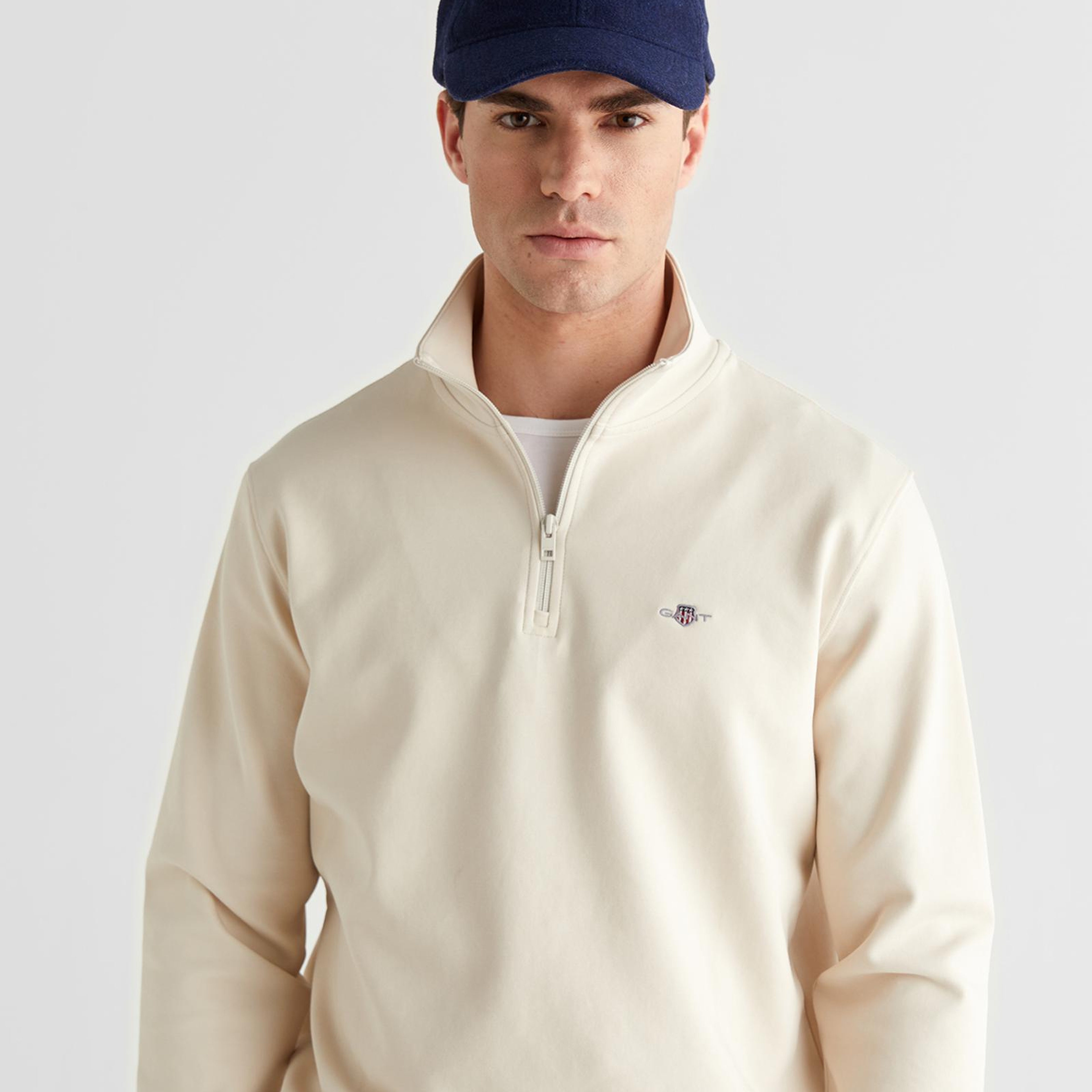 GANT Erkek Bej Relaxed Fit Yarım Fermuarlı Logolu Sweatshirt