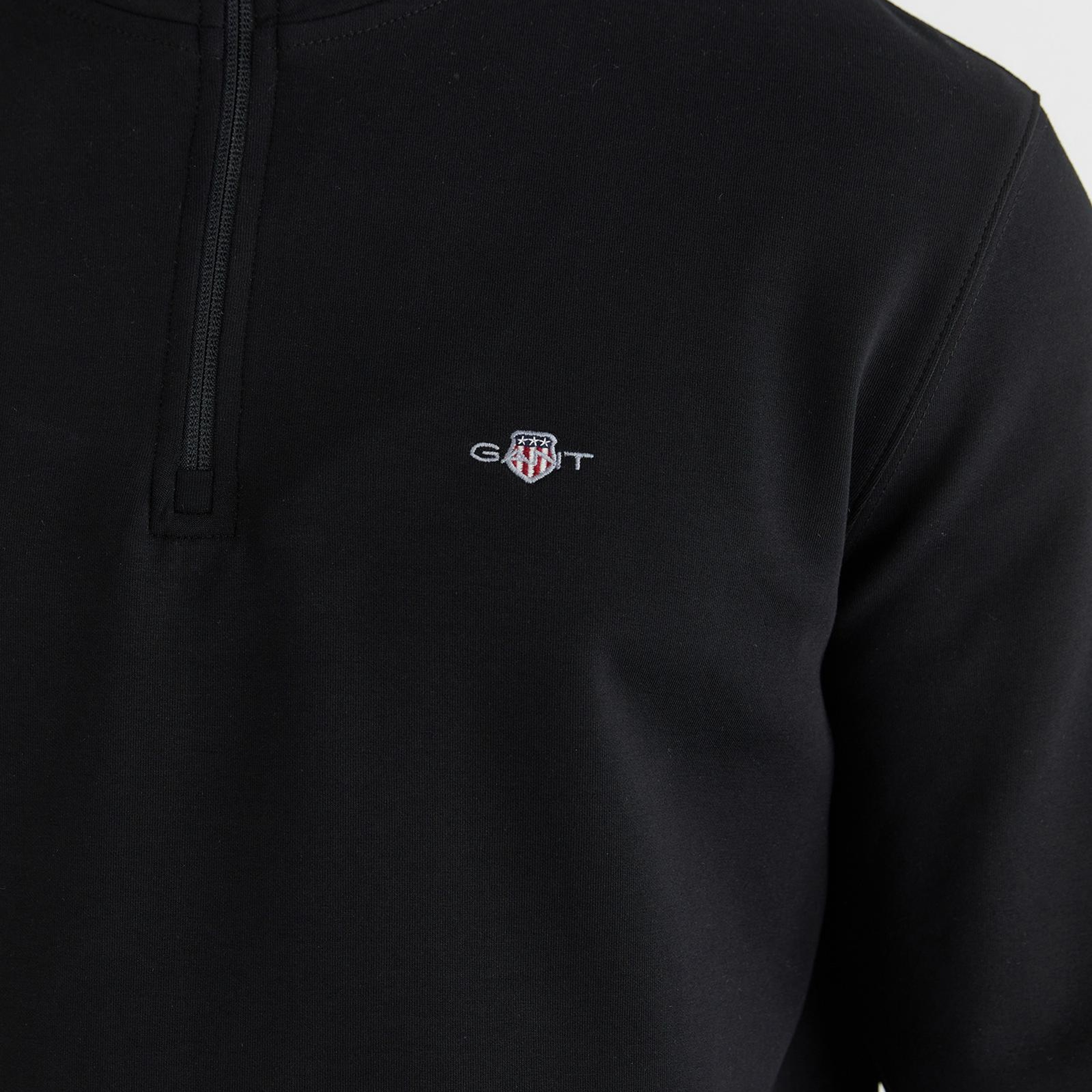 GANT Erkek Siyah Relaxed Fit Yarım Fermuarlı Logolu Sweatshirt
