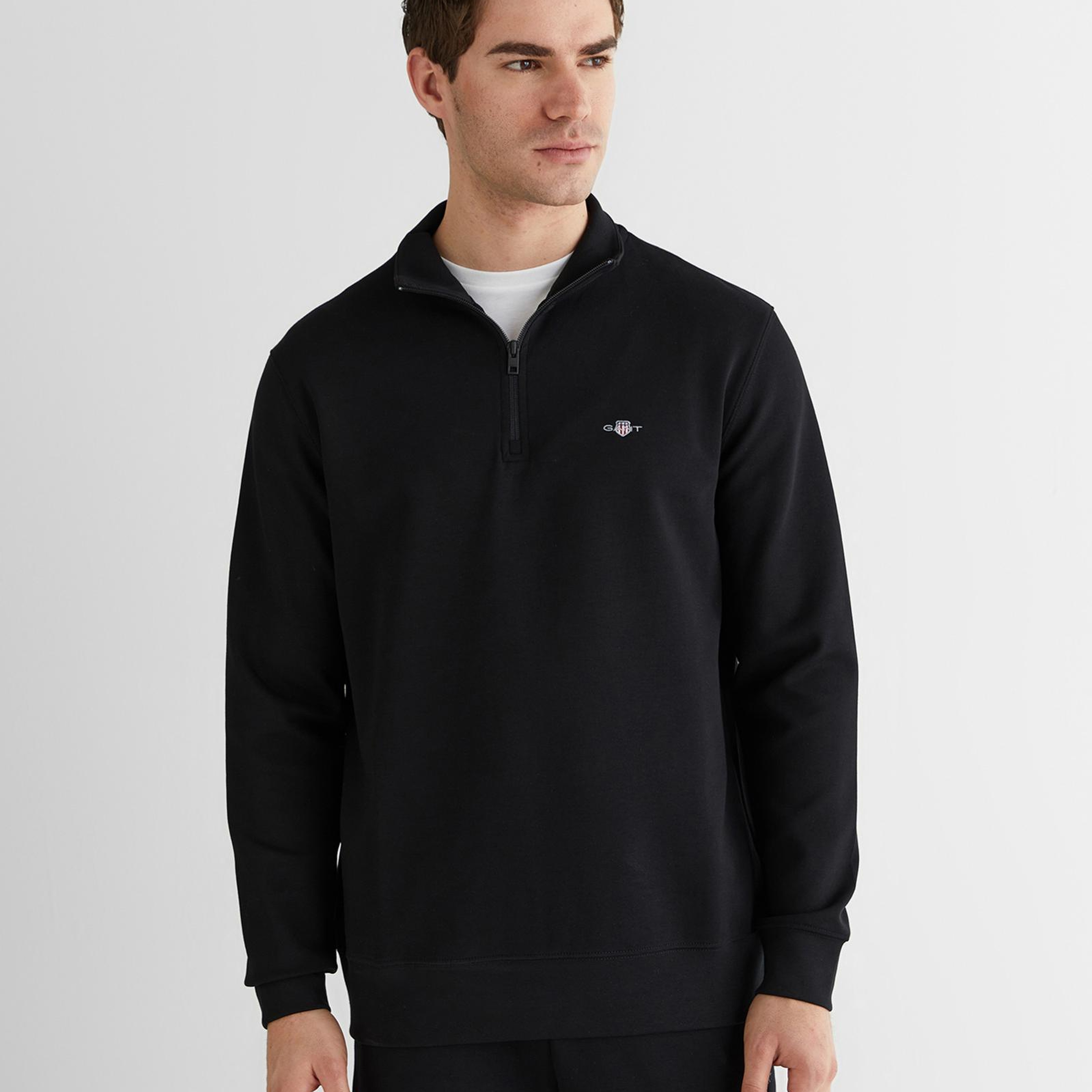 GANT Erkek Siyah Relaxed Fit Yarım Fermuarlı Logolu Sweatshirt