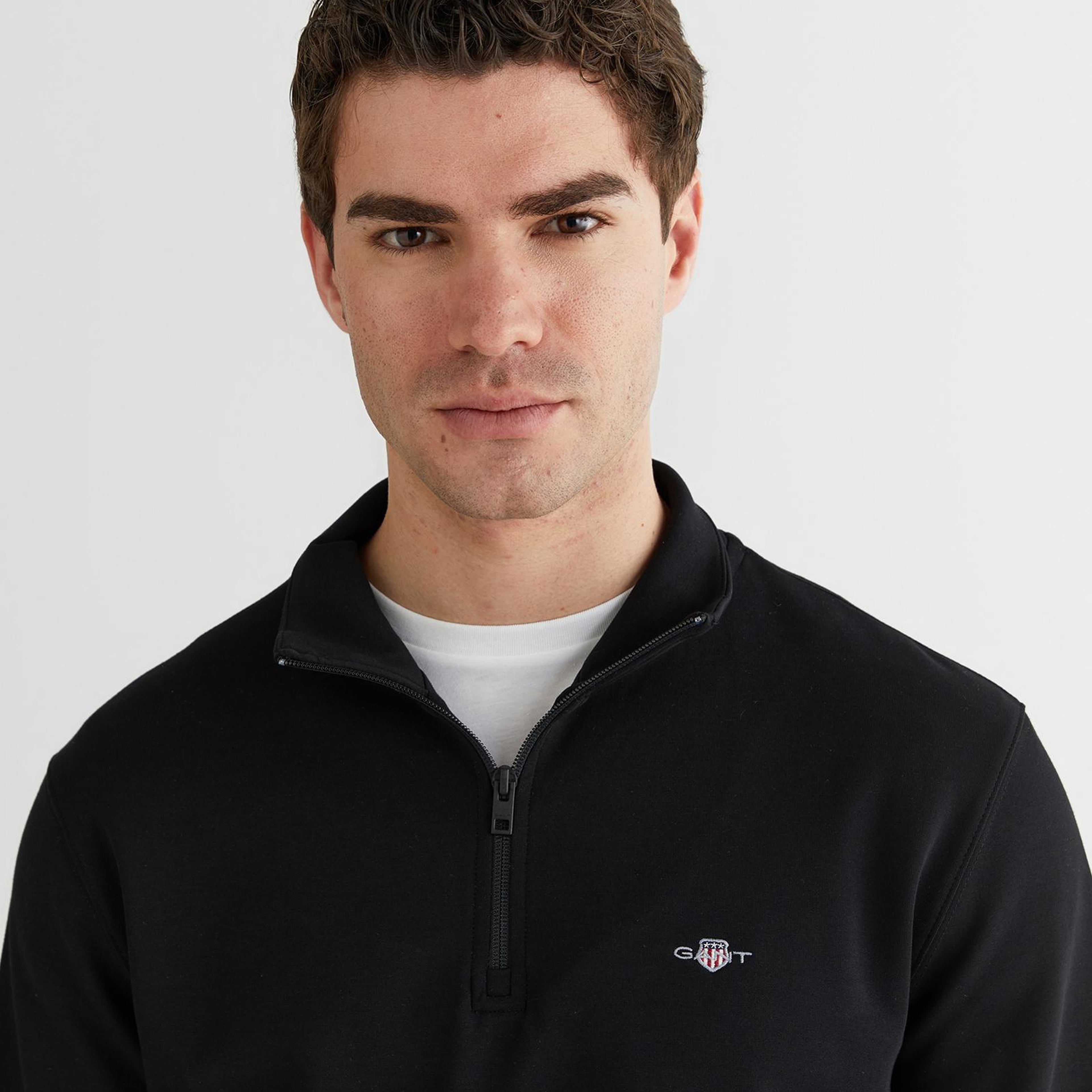 GANT Erkek Siyah Relaxed Fit Yarım Fermuarlı Logolu Sweatshirt